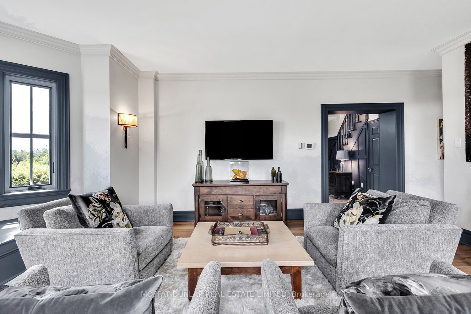 2052 Highpoint Side Road