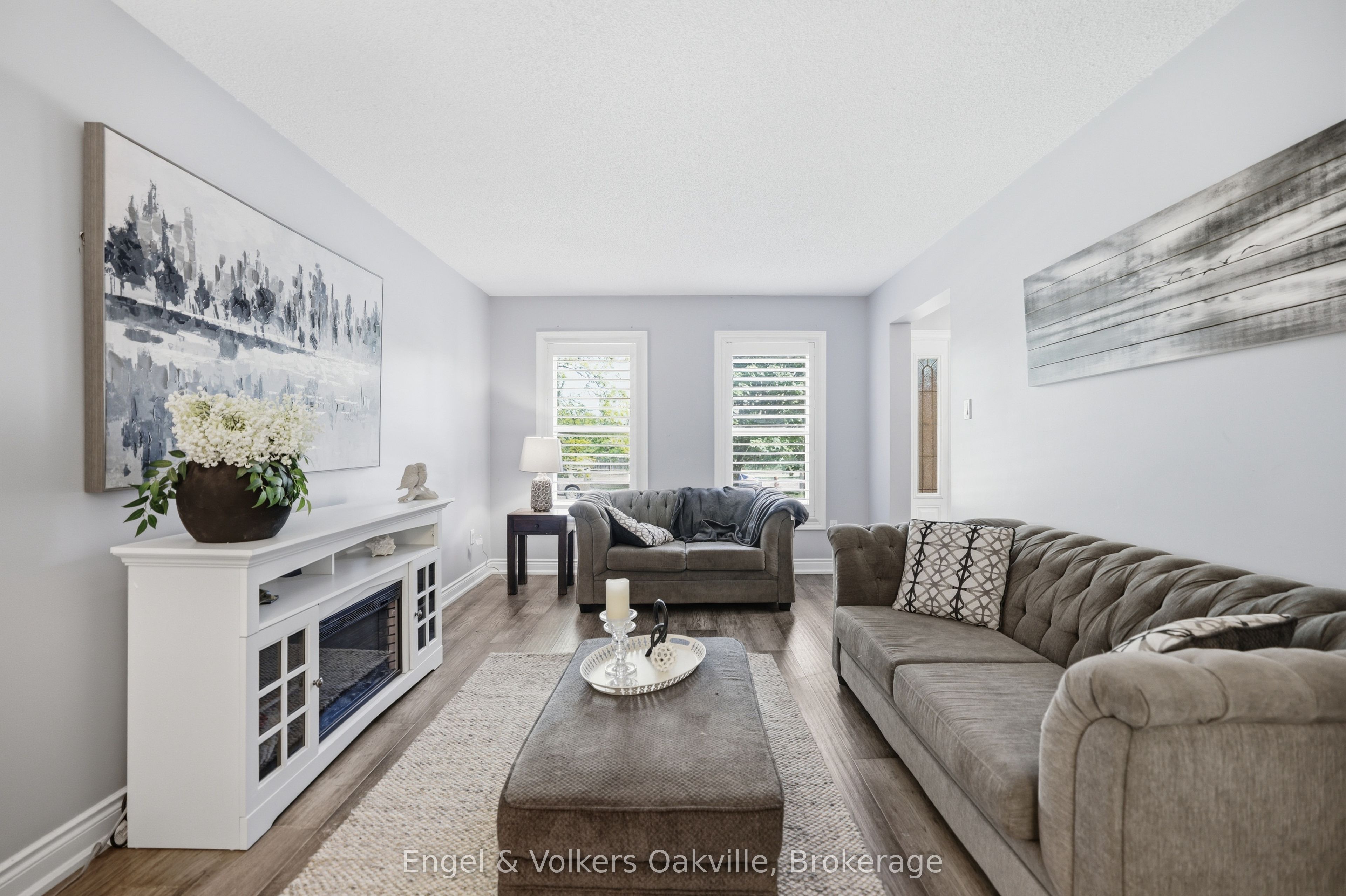 1245 Creekside Drive