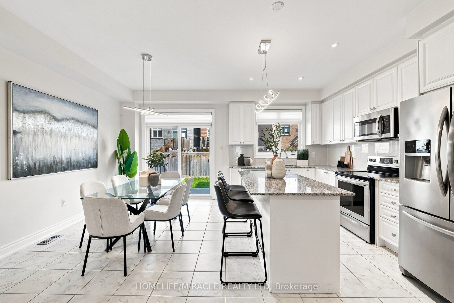 14 Zenith Avenue