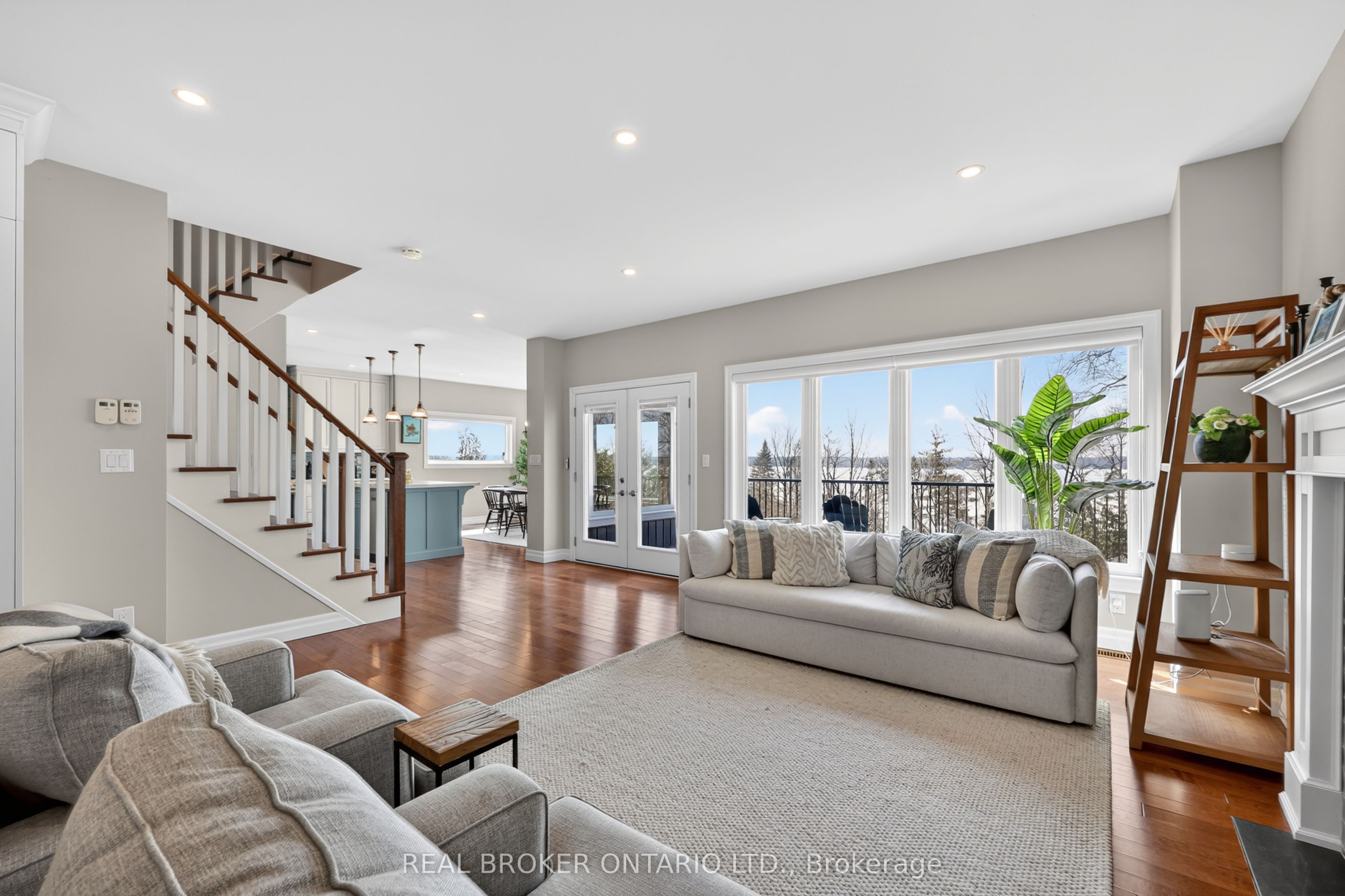 187 Shanty Bay Road