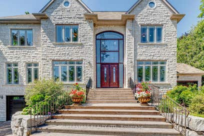 43 Hughson Drive Markham ON L3R 2T7