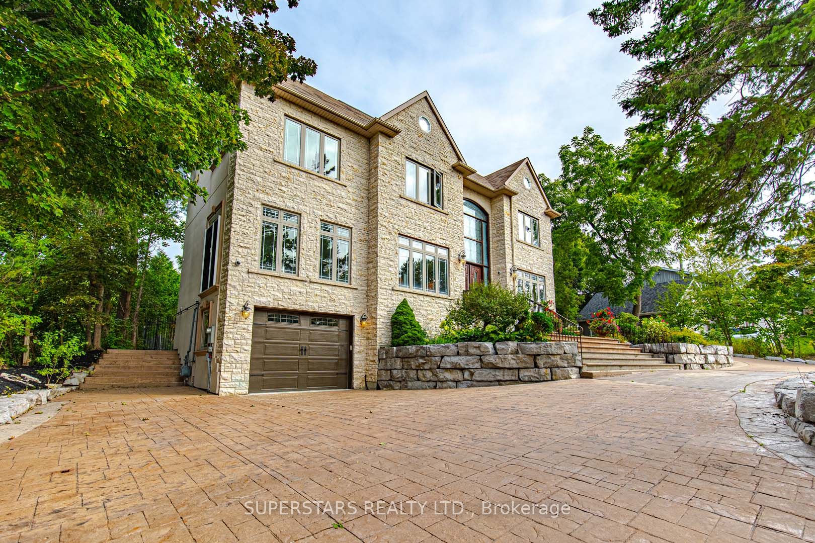 43 Hughson Drive