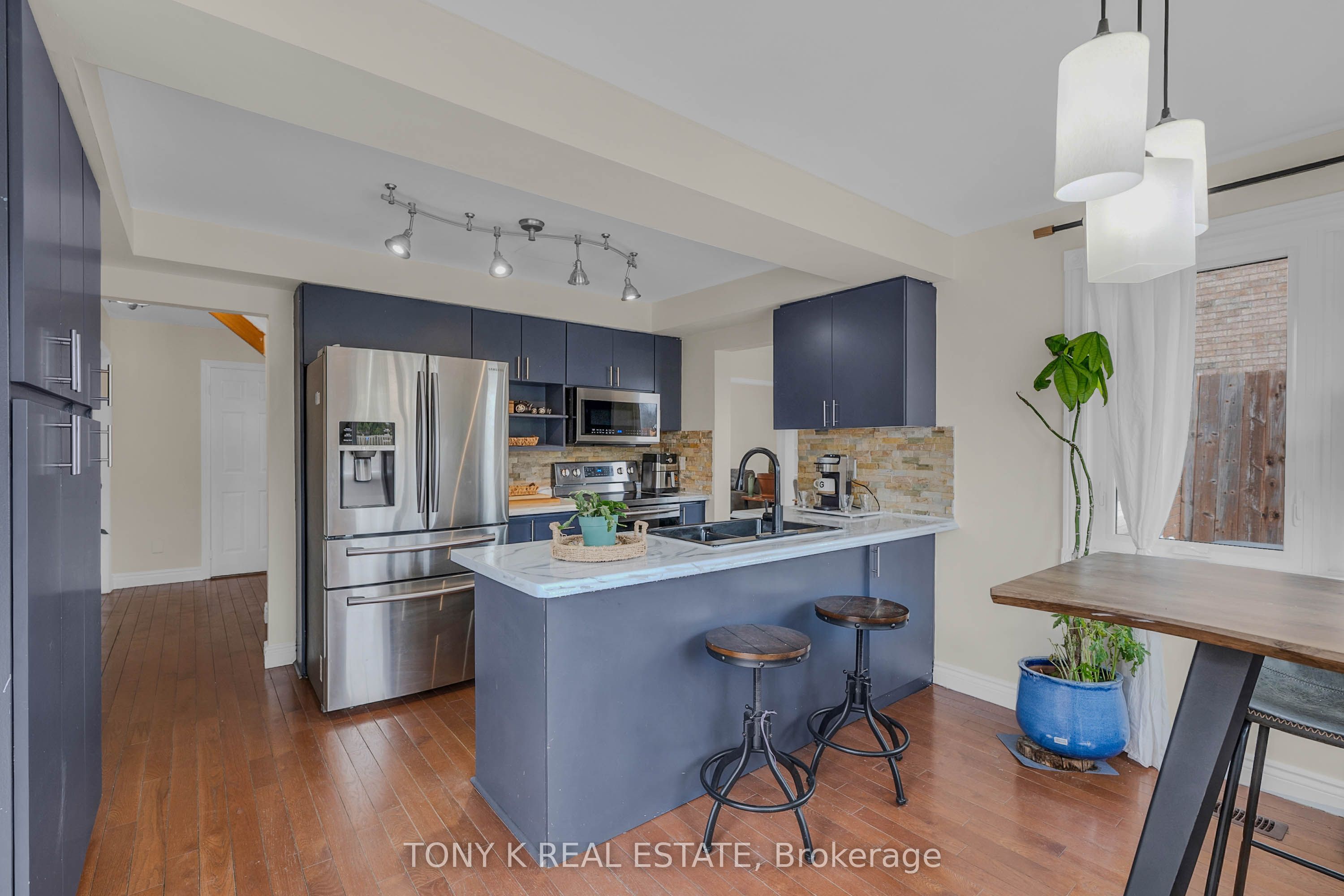 27 Ingleborough Drive