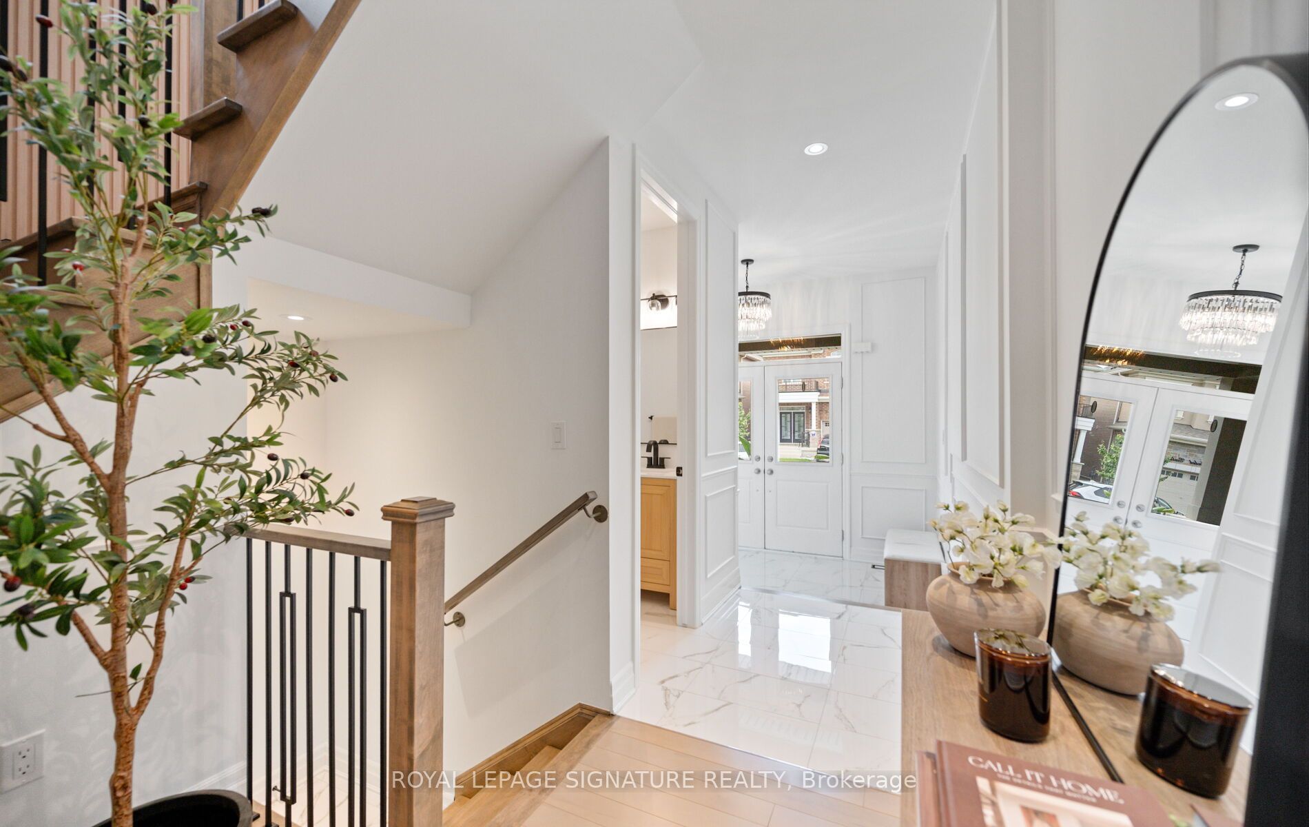 479 Violet Gate