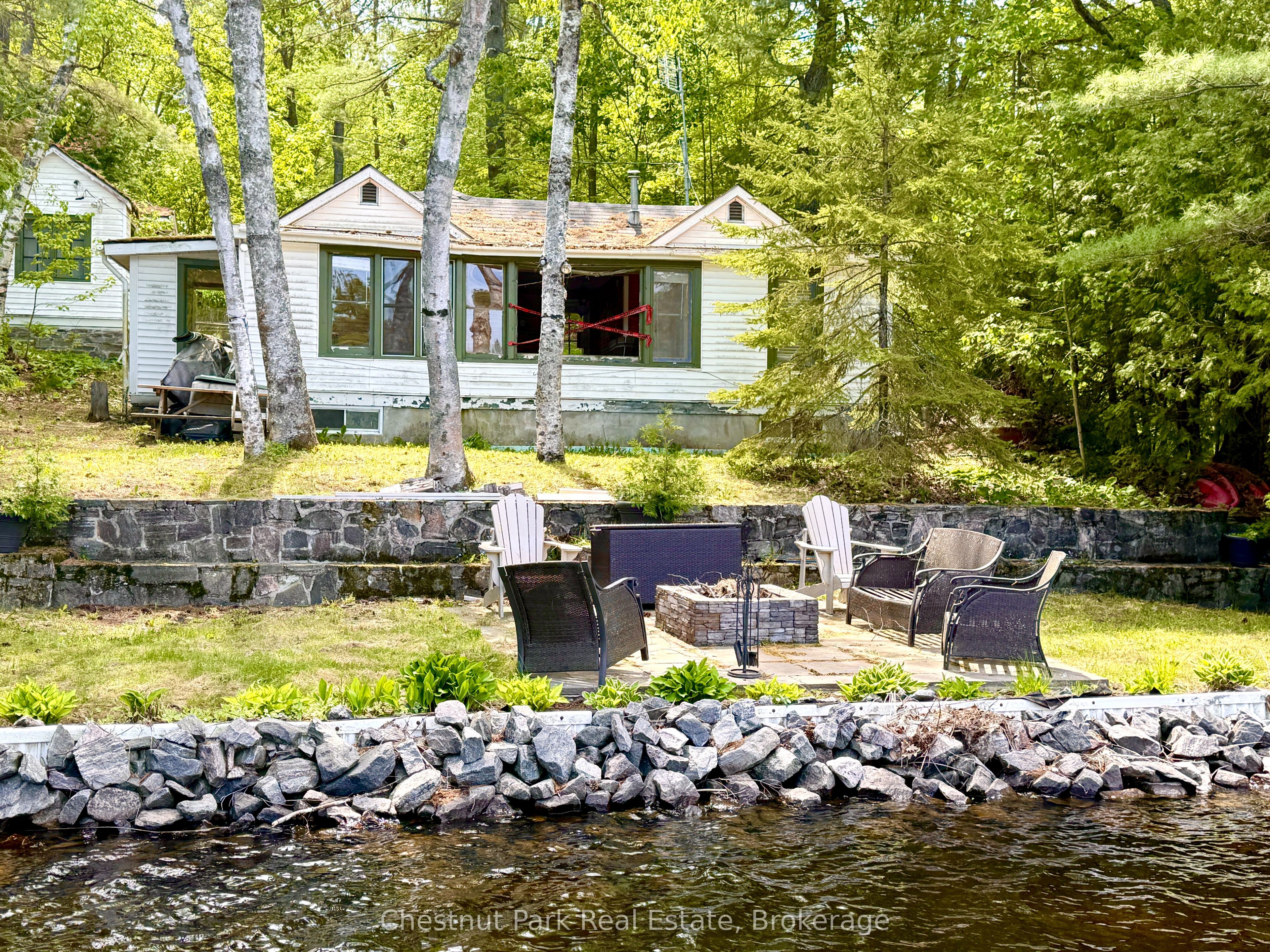 1042 Road 3100 Road