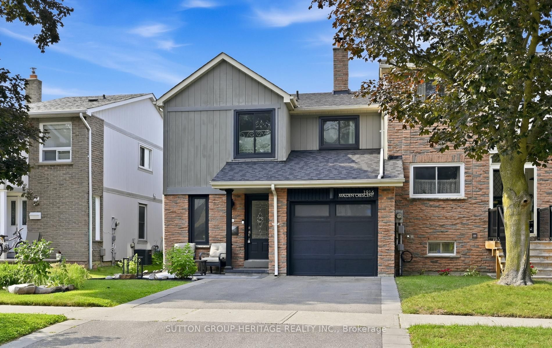 1916 Malden Crescent