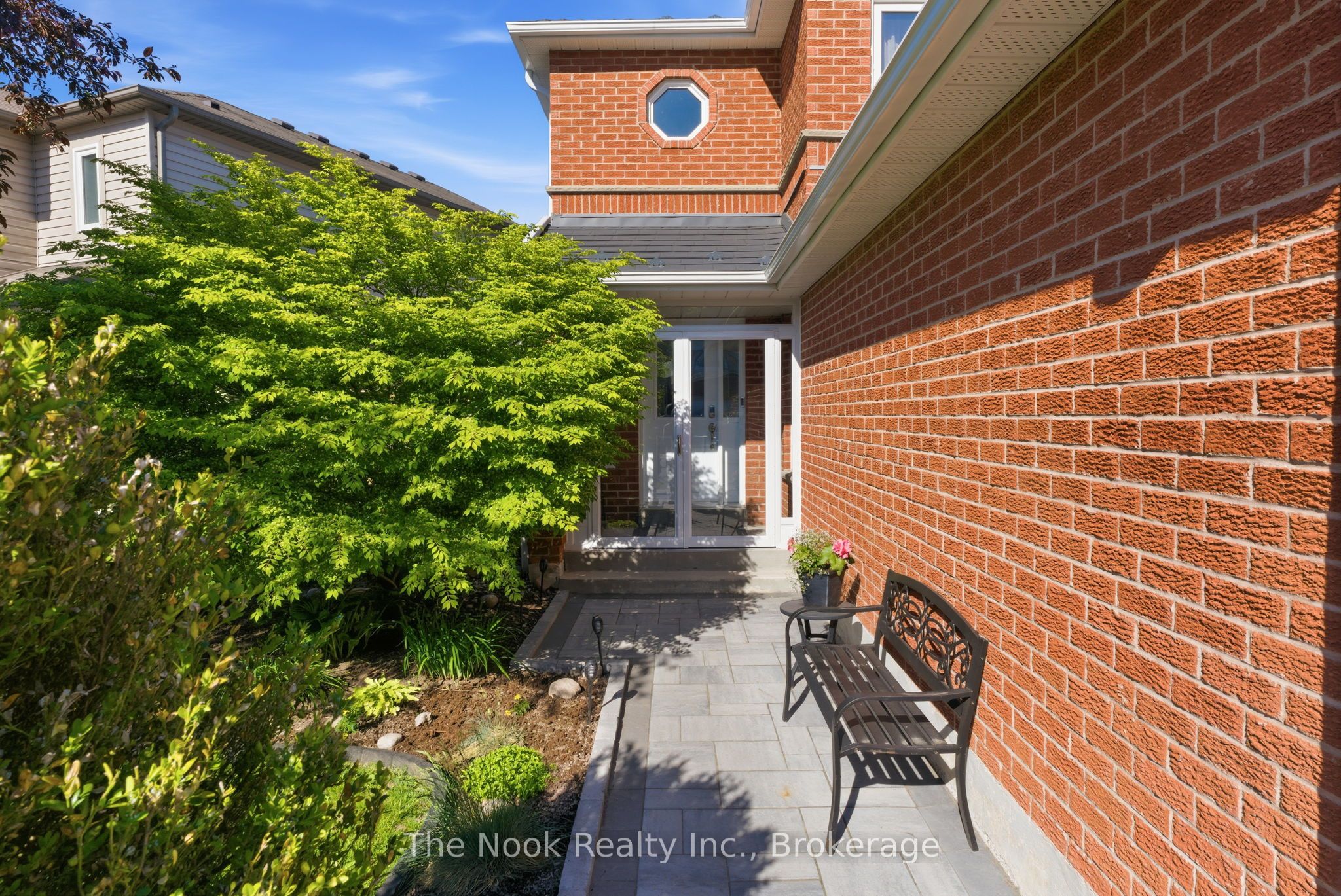 5 Teddington Crescent