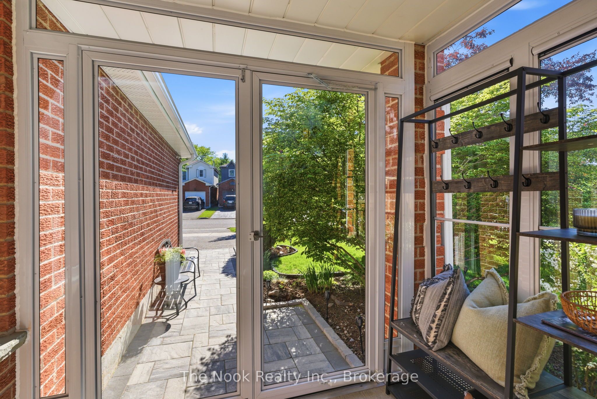 5 Teddington Crescent