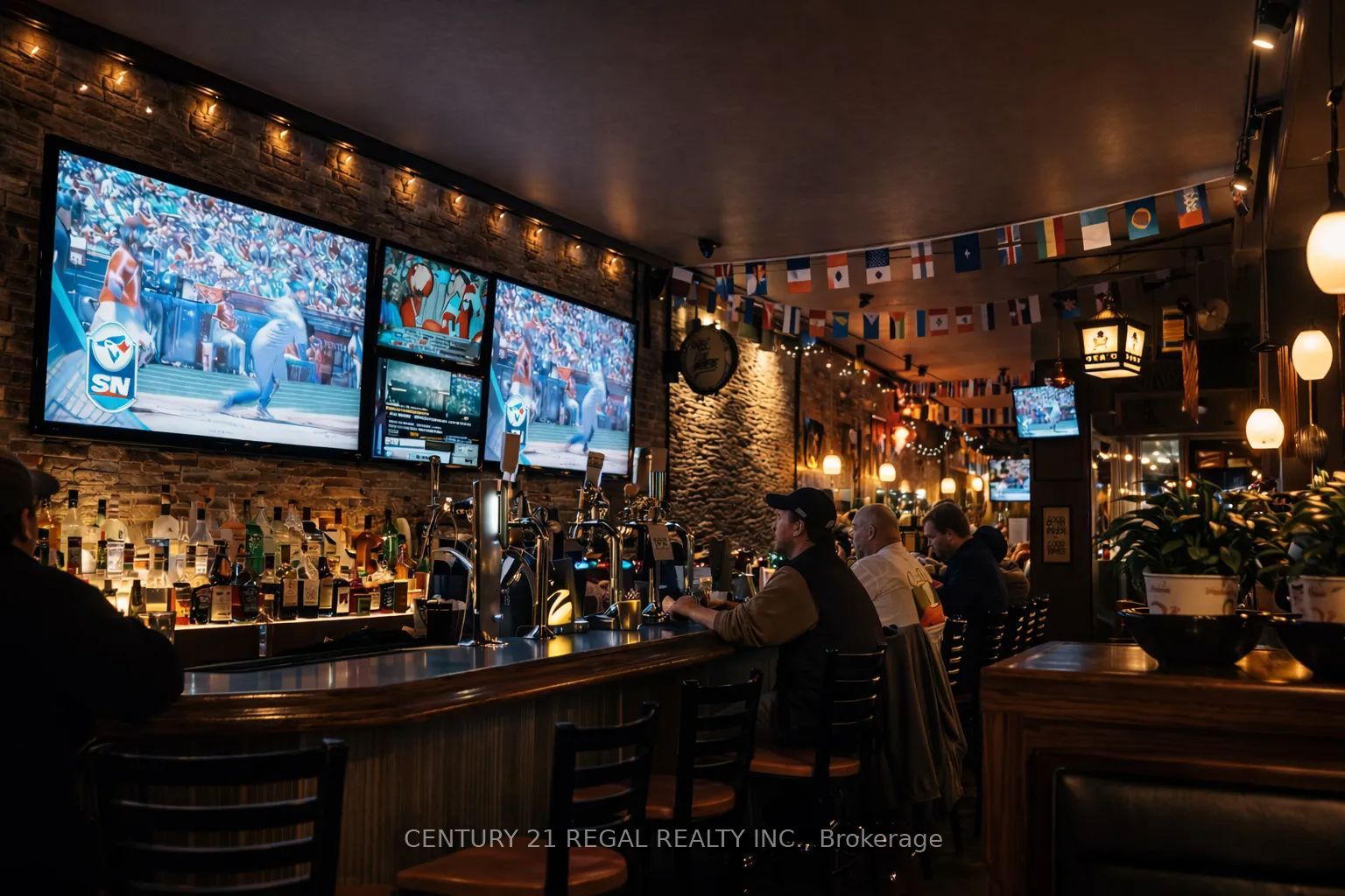 157 Roncesvalles Avenue