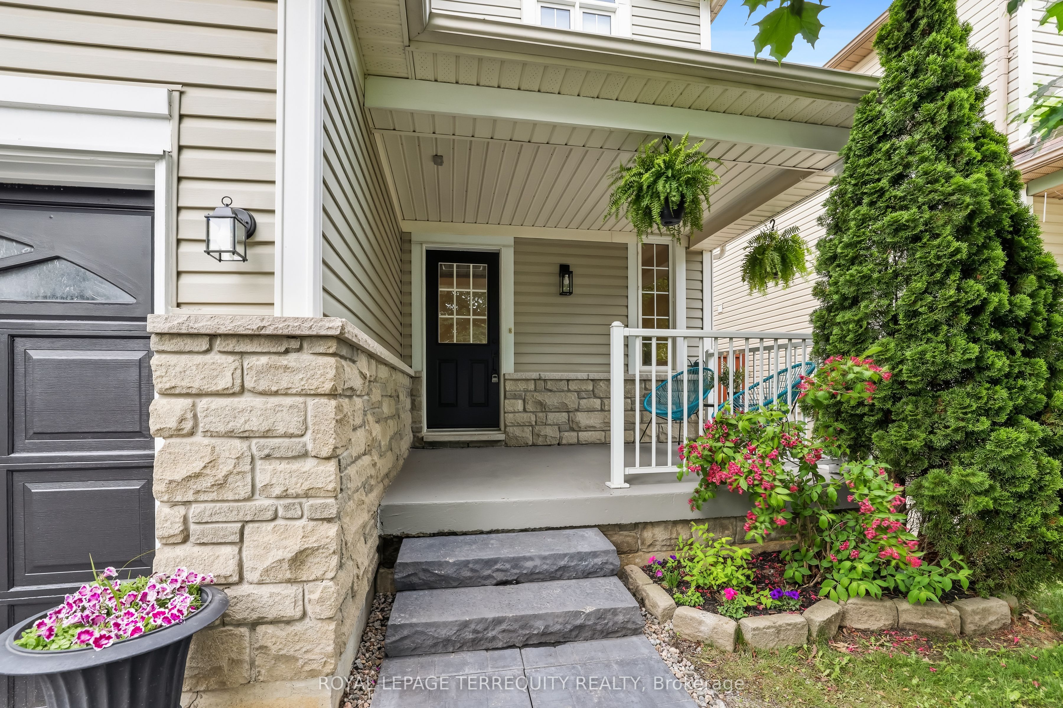 8 Sinden Drive