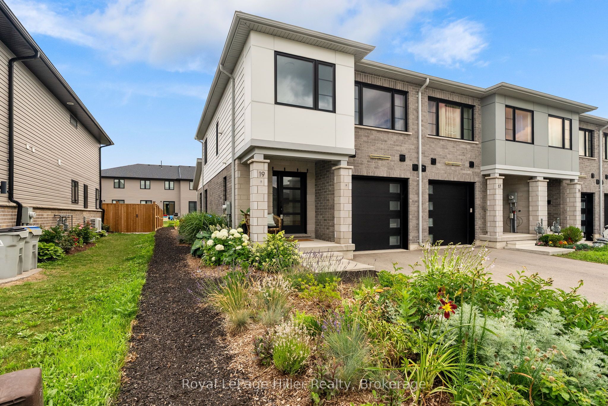 19 Trailside Drive