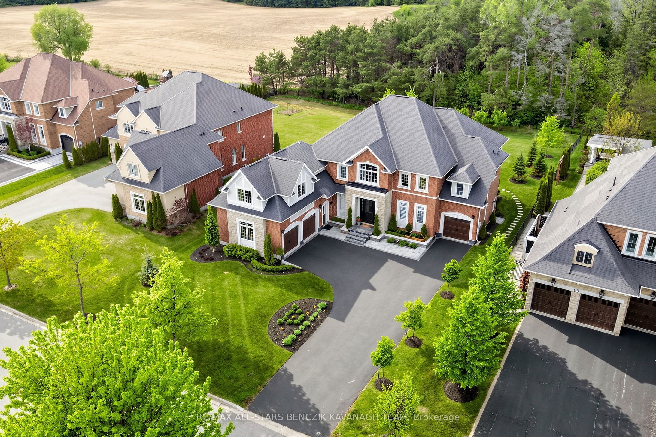 18 Wyndance Way