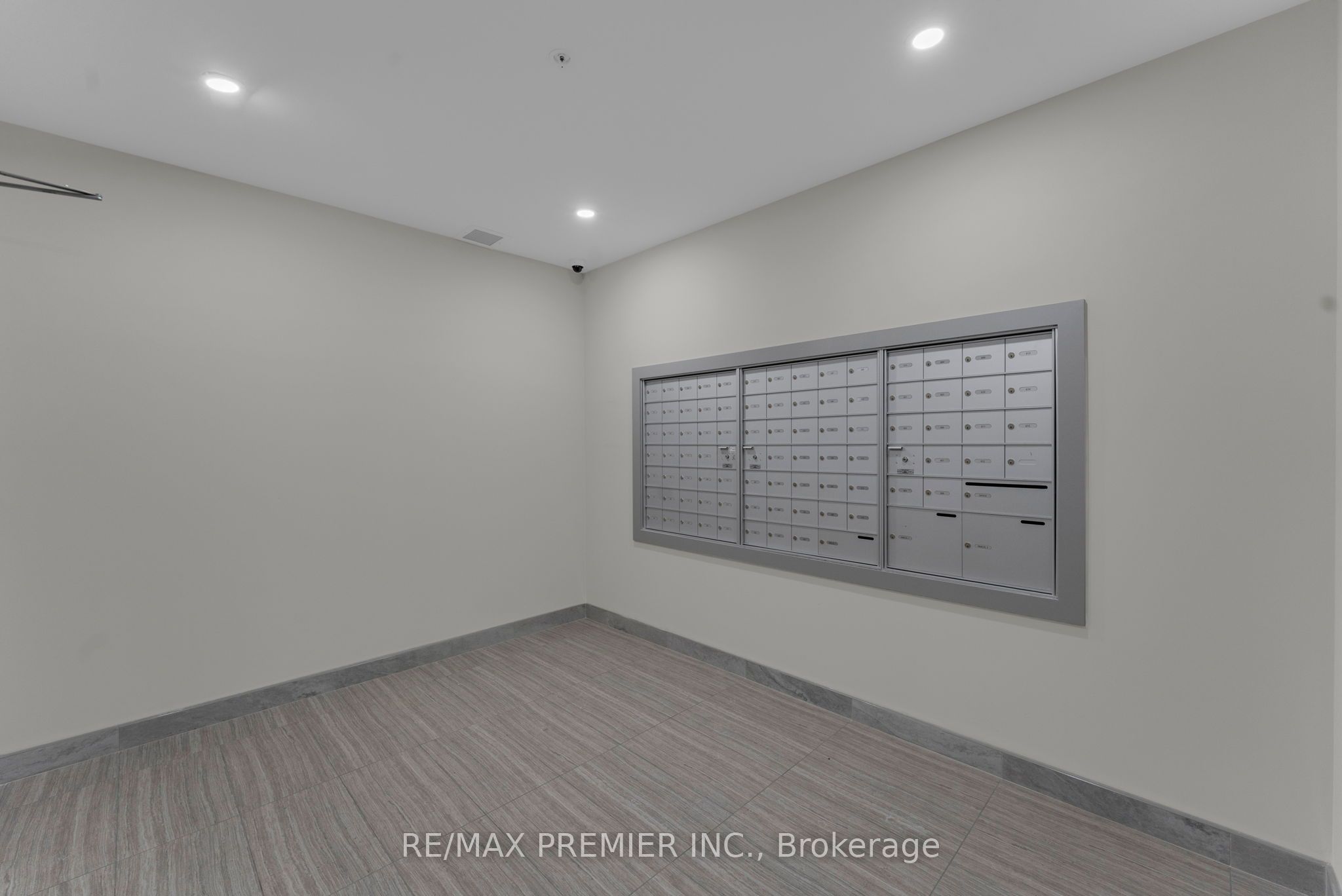 1000 Lackner Place 215