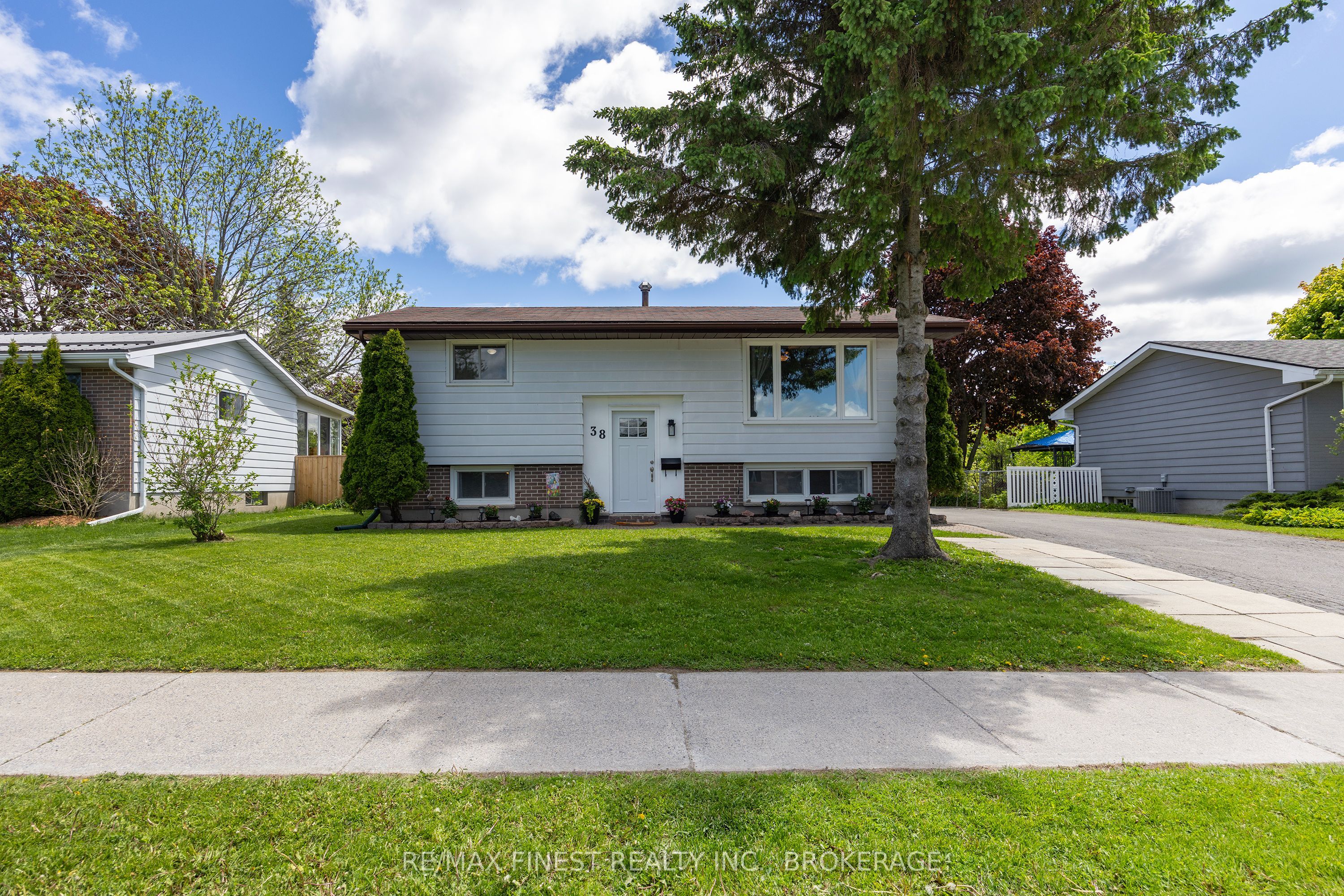 38 Kildare Avenue