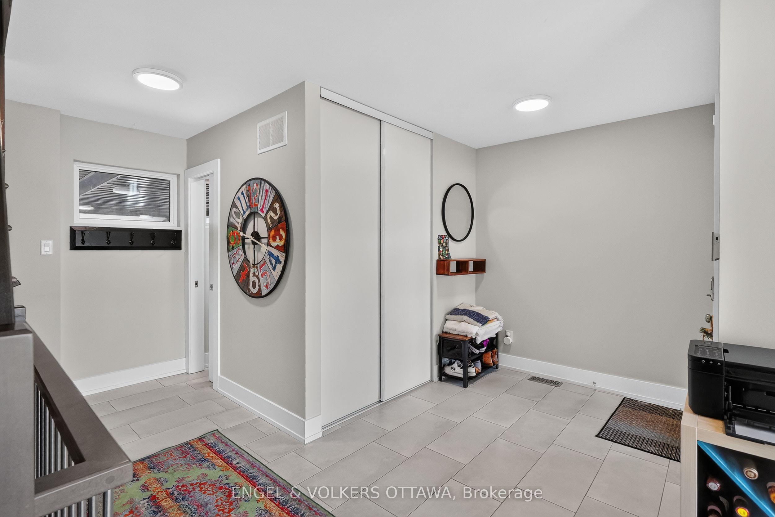 66 Jolliet Avenue