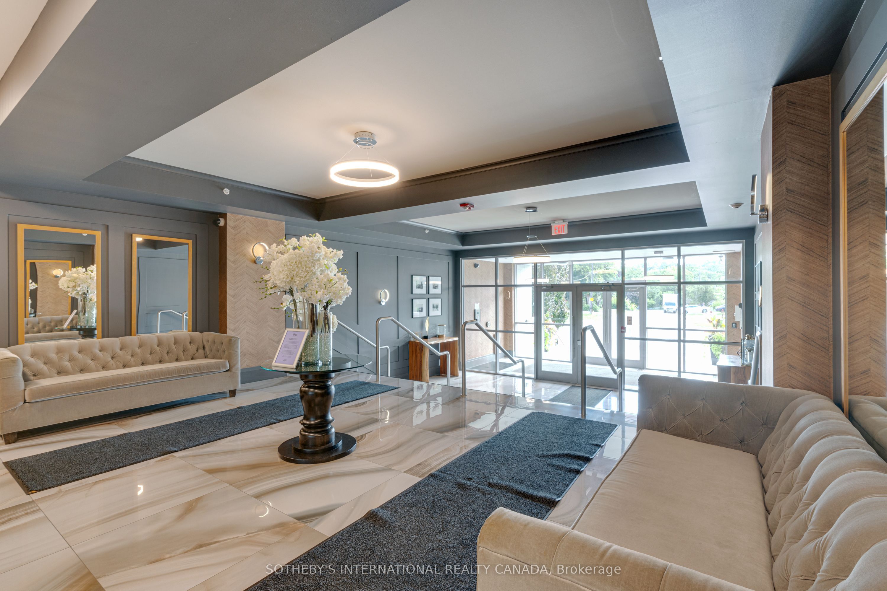 8302 Islington Avenue 302