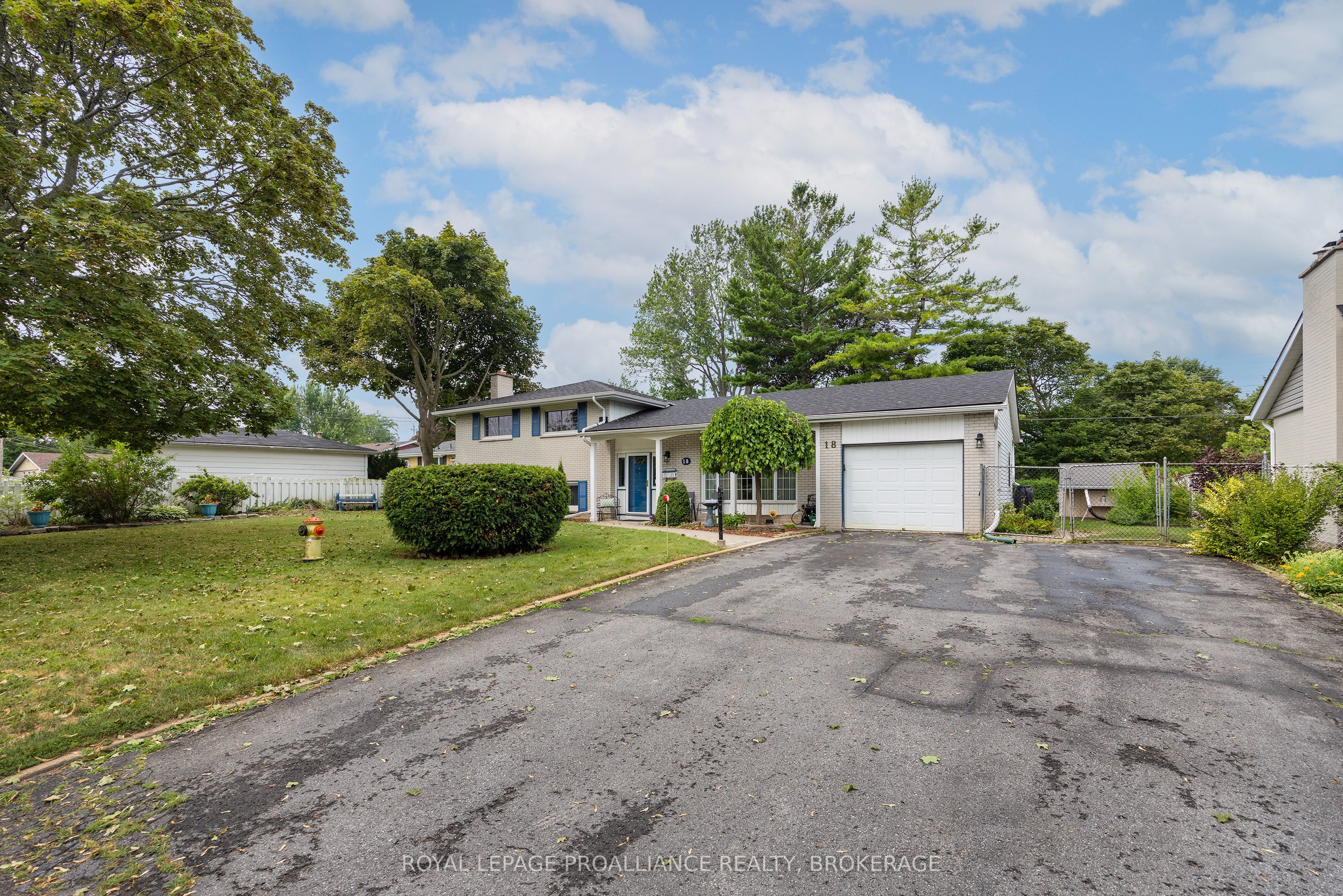 18 Casterton Avenue