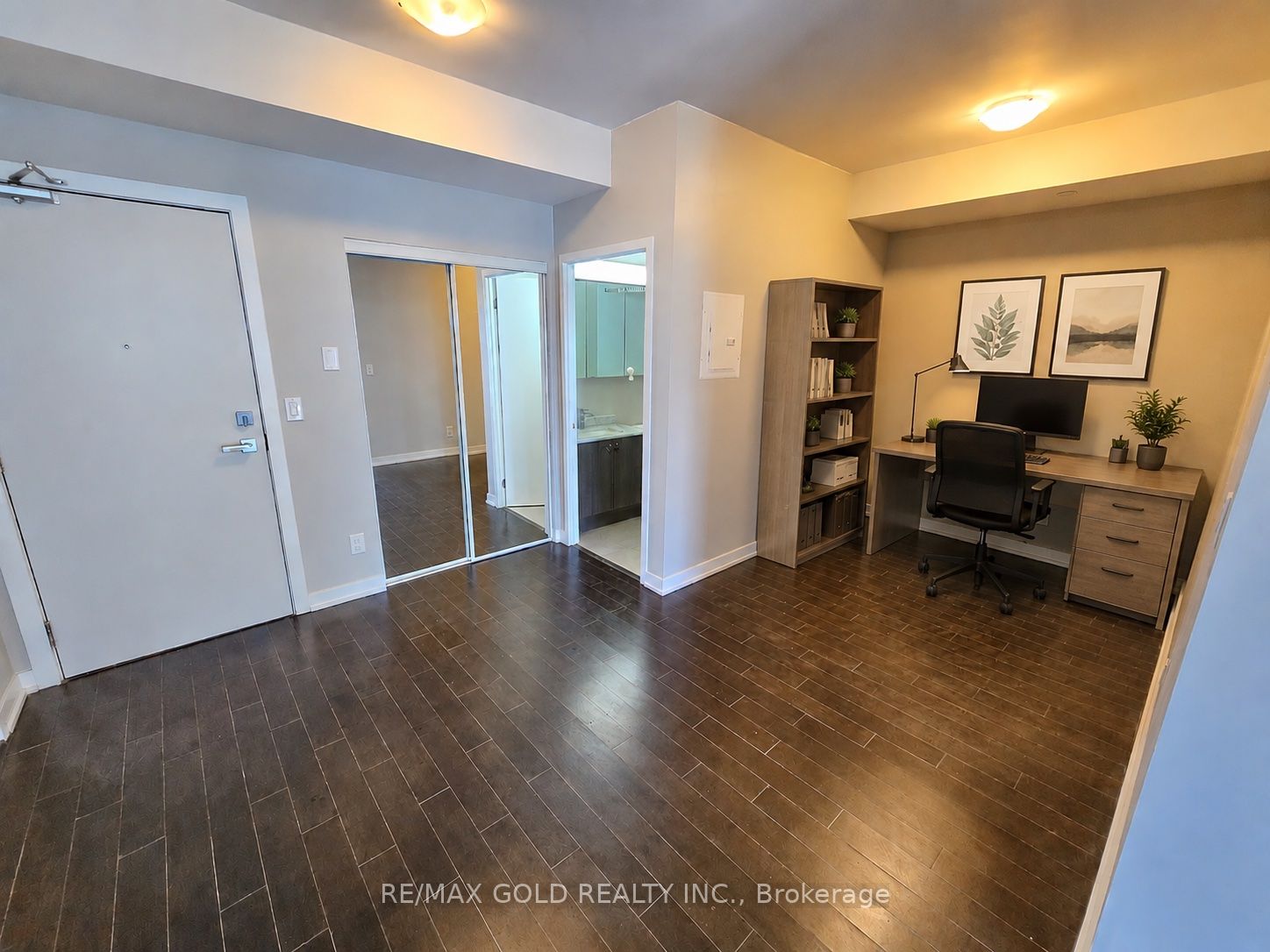 510 Curran Place 2006