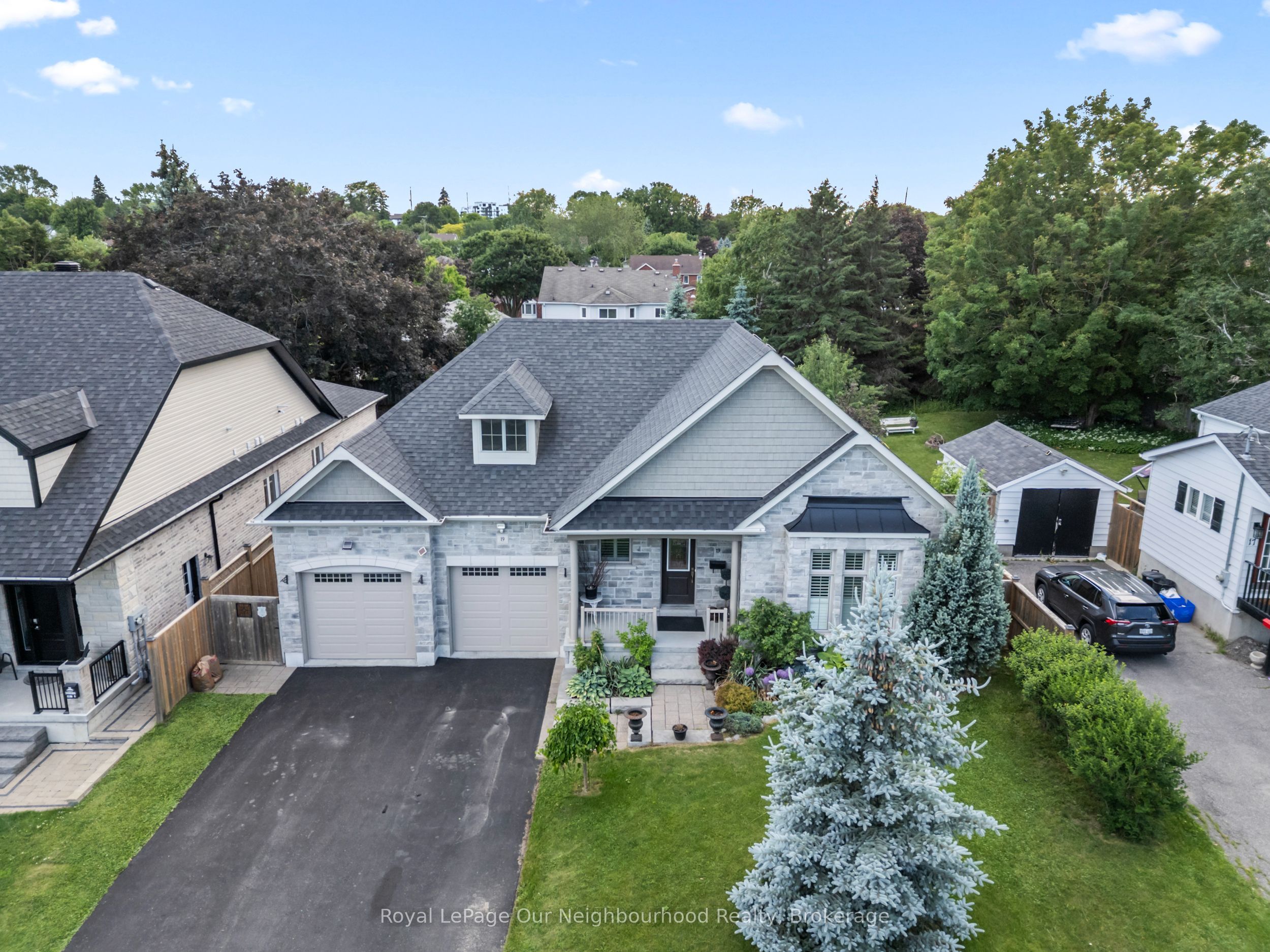19 Waverley Road