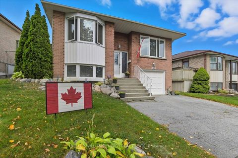 856 Roundelay Drive Oshawa ON L1J 7T9