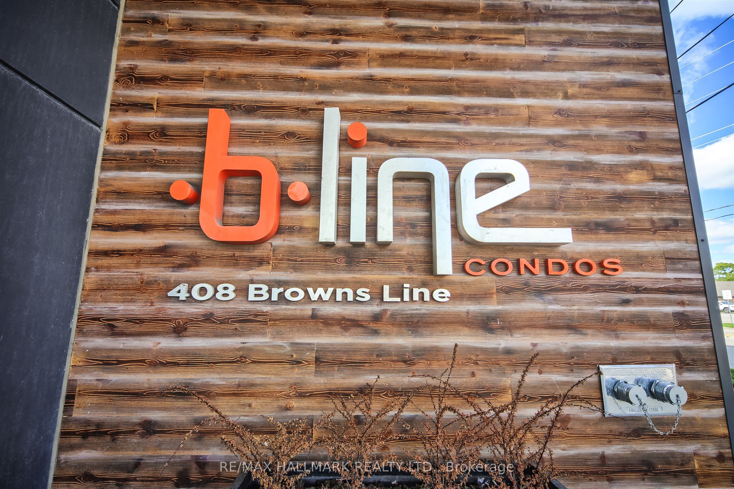 408 Browns Line 208