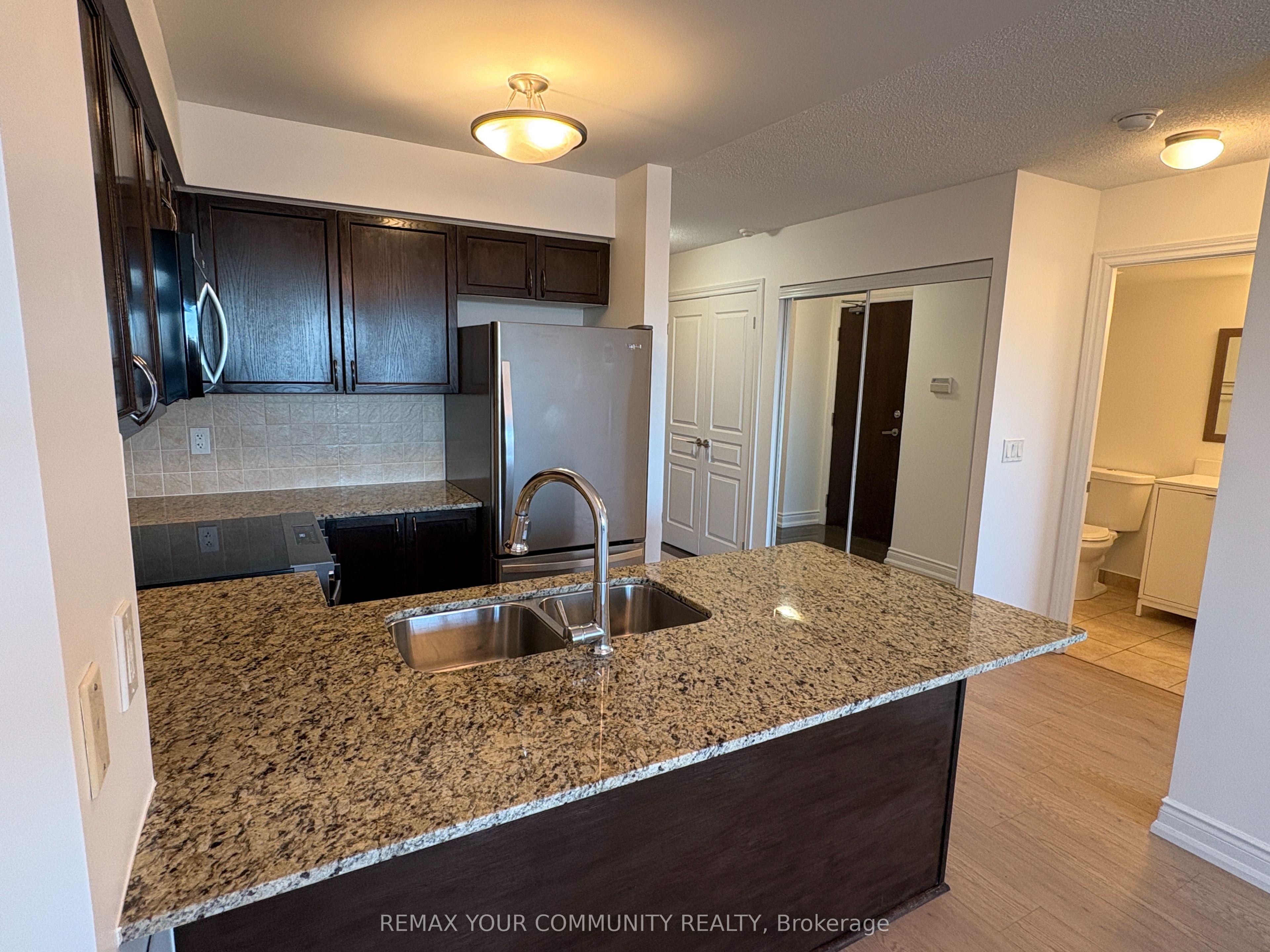 7 North Park Road 310