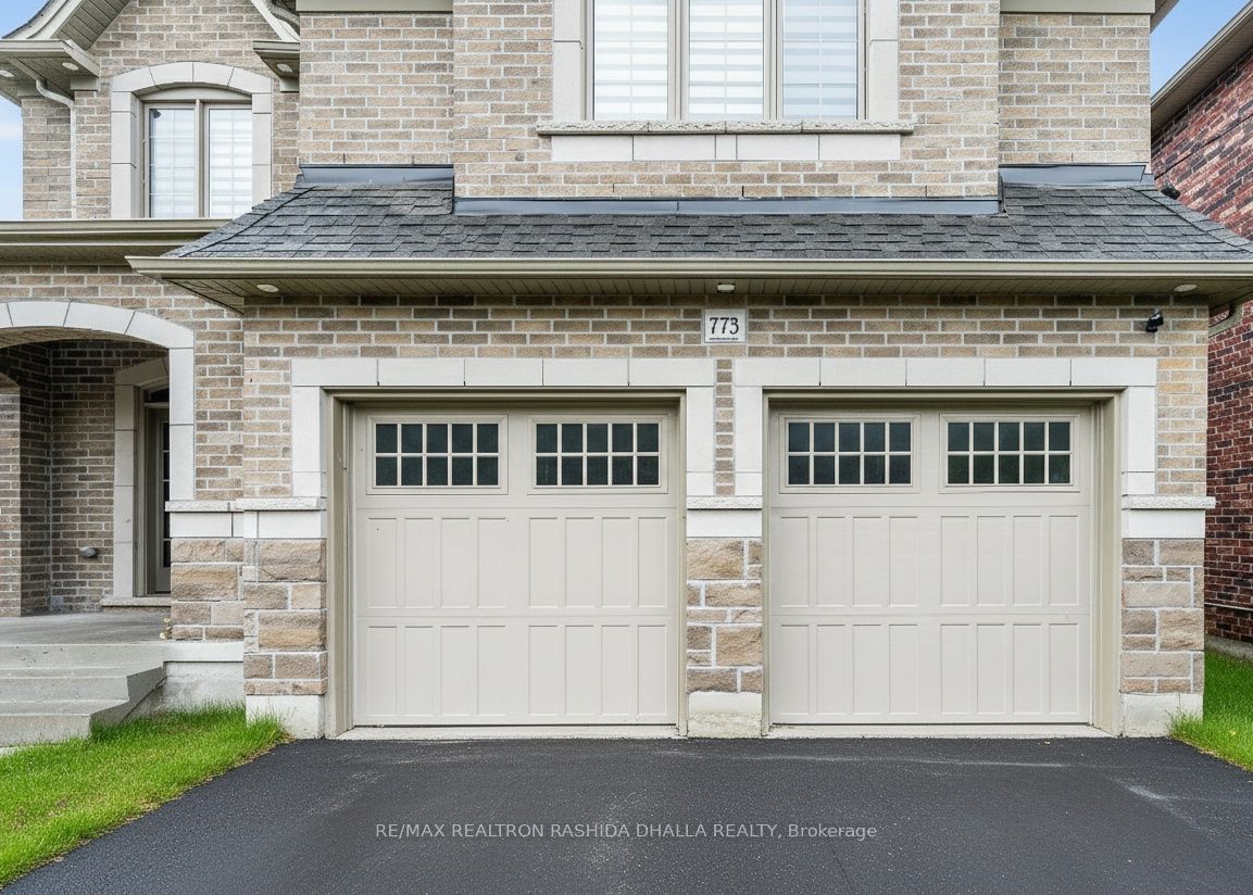 773 Adelaide Avenue W