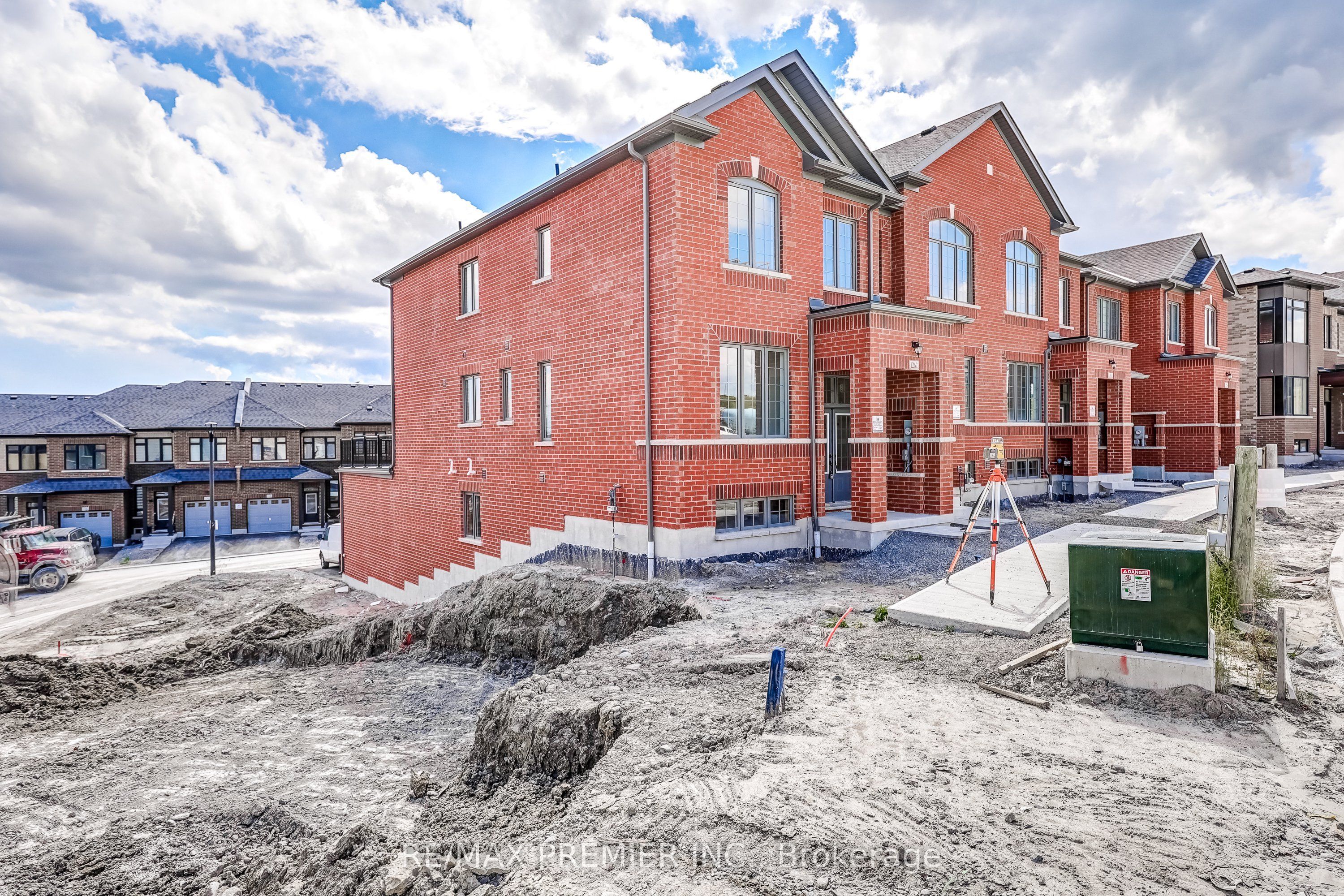 1267 Winding Woods Trail