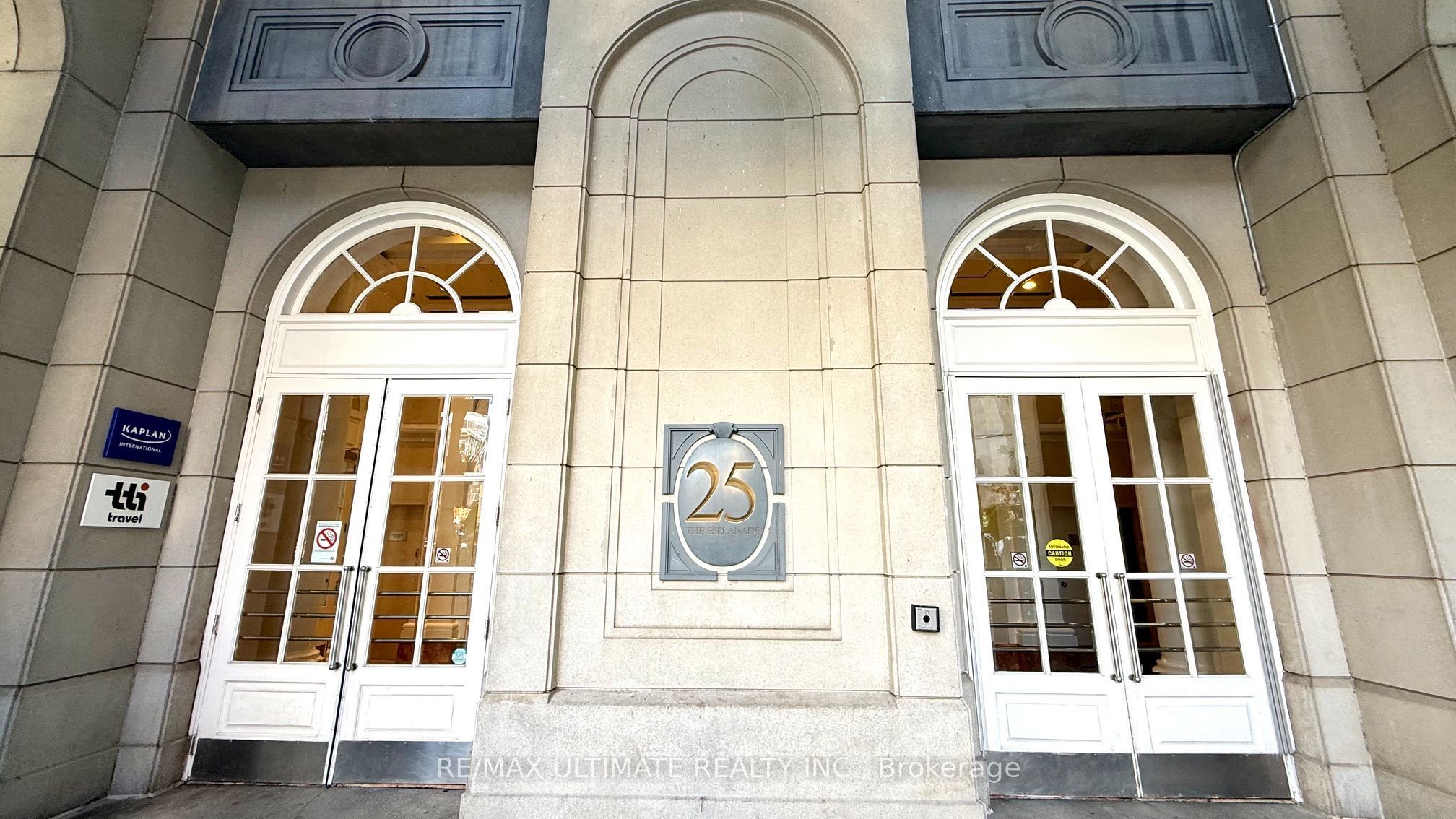 25 The Esplanade N/A 913