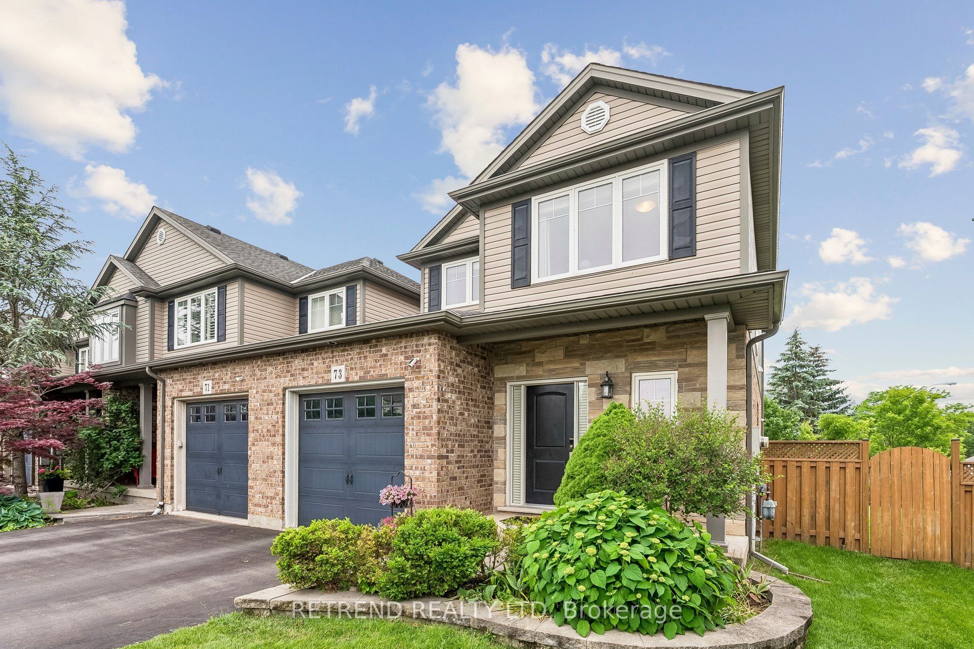 73 Videl Crescent N