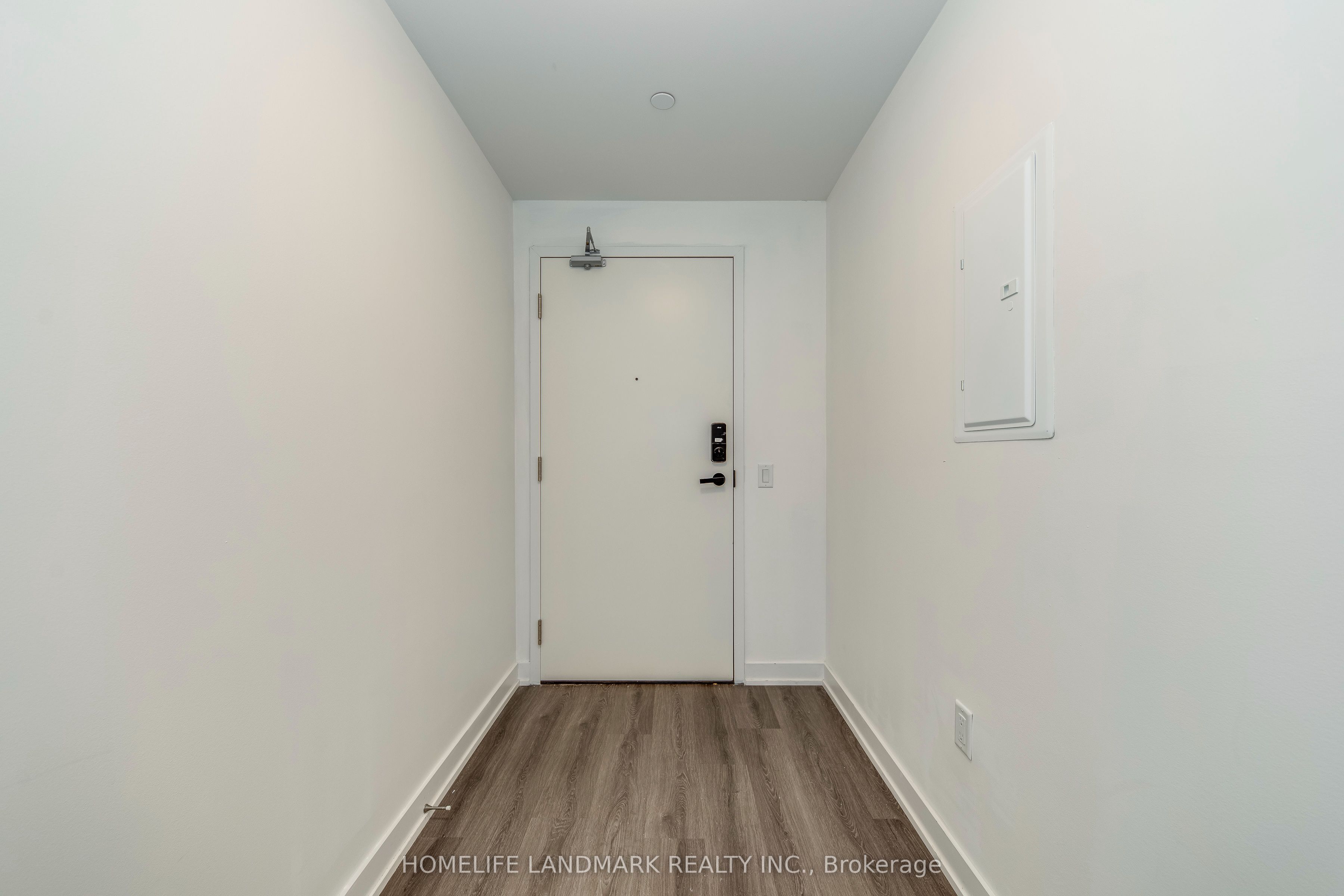 3883 Quartz Road 2304