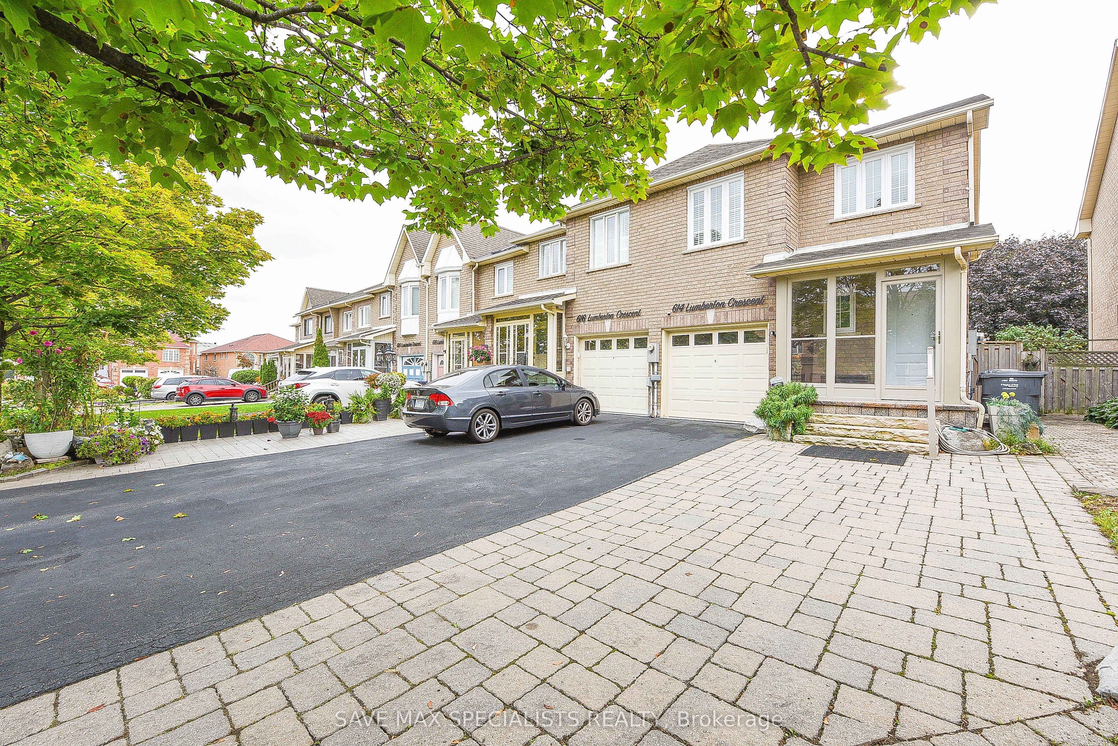 614 Lumberton Crescent