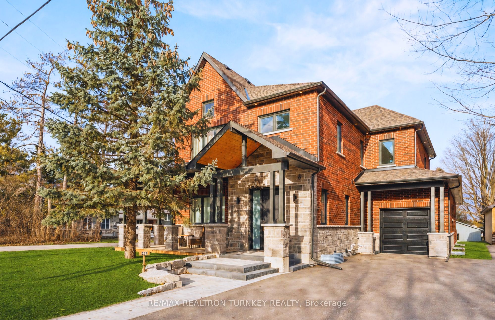271 Main Street N