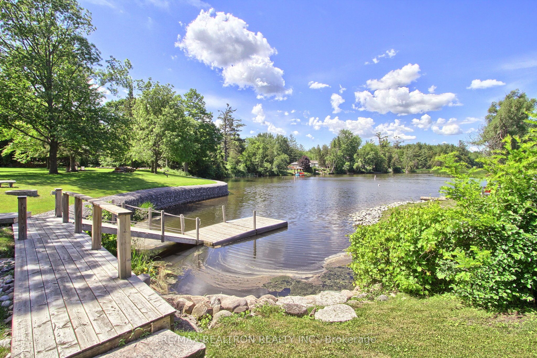 203 Pefferlaw Road