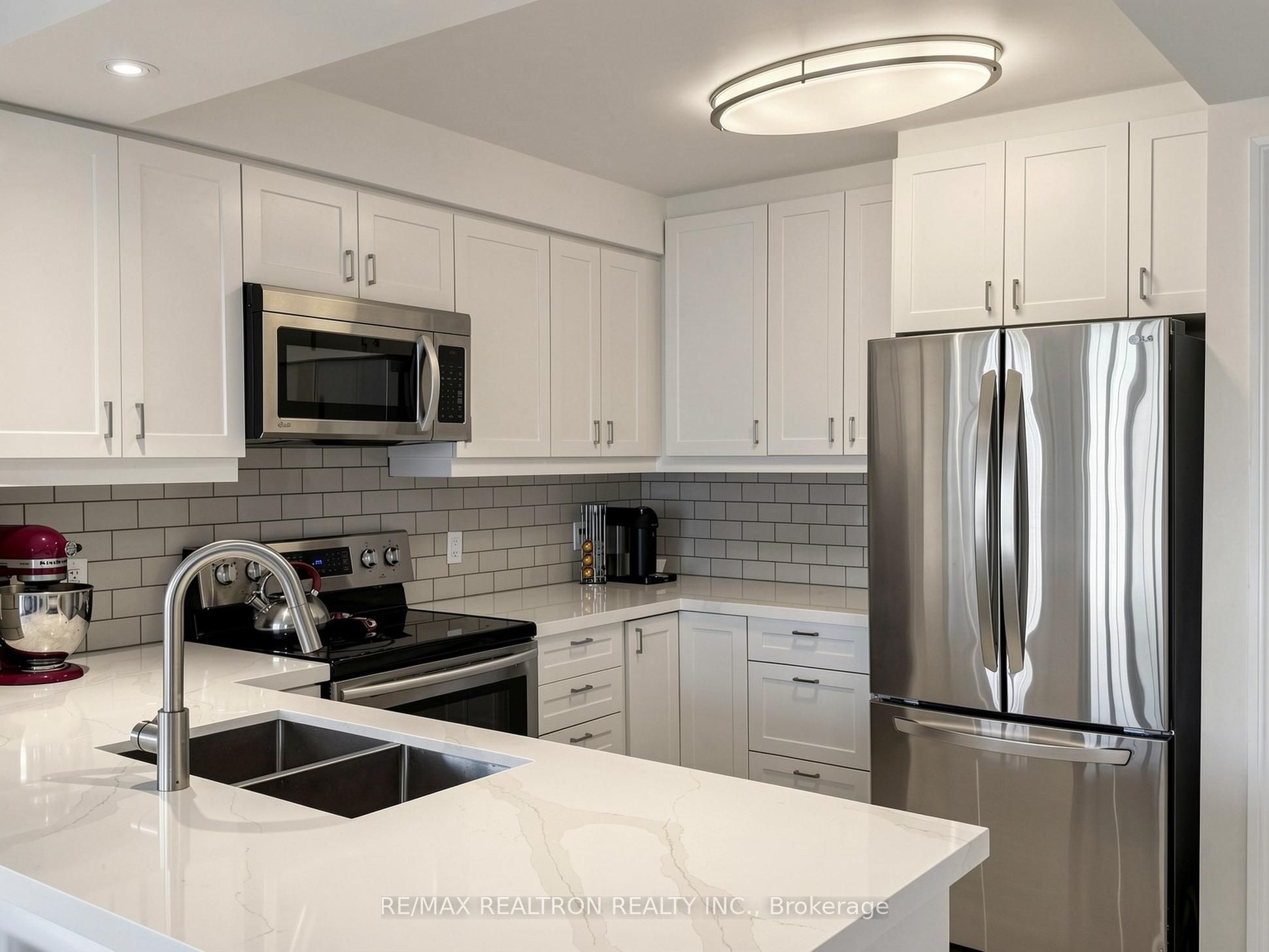 16 Dallimore Circle 414
