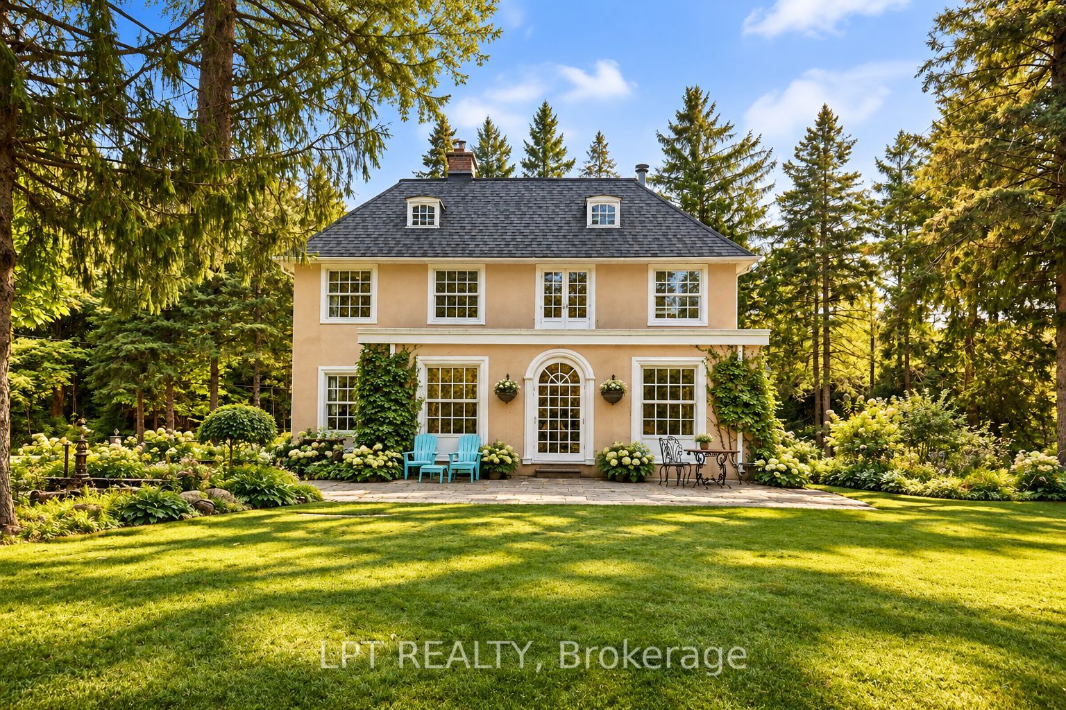 298 Wees Road