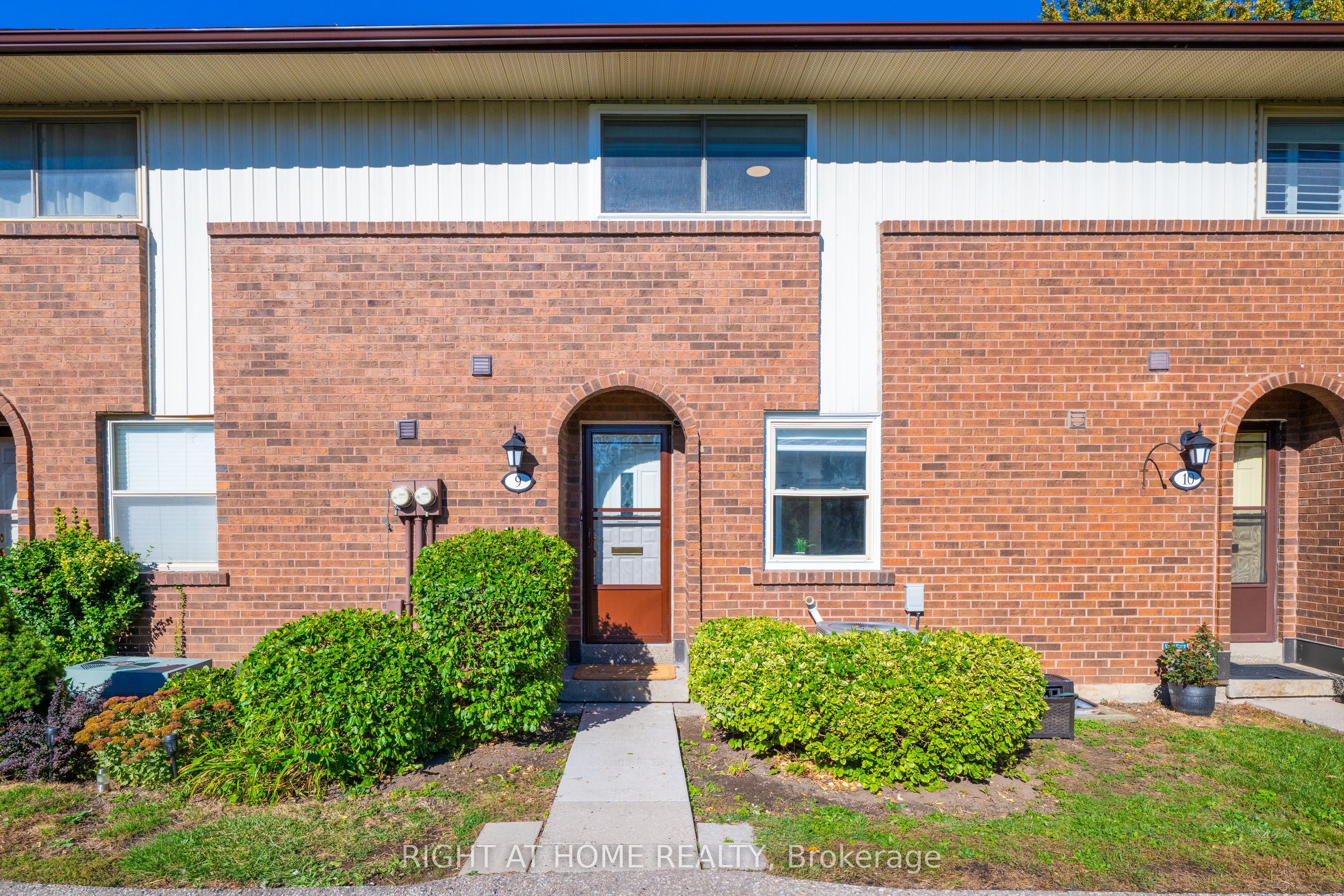 3665 Flamewood Drive 9