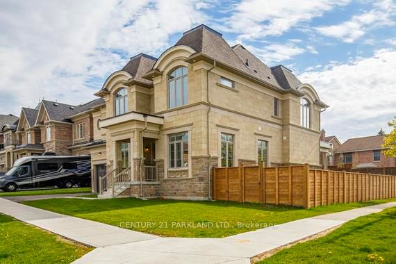 6 Dennis Reed Court