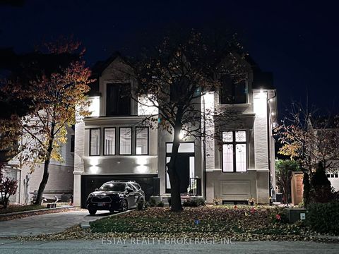 86 Emmeloord Crescent Markham ON L3R 1P8