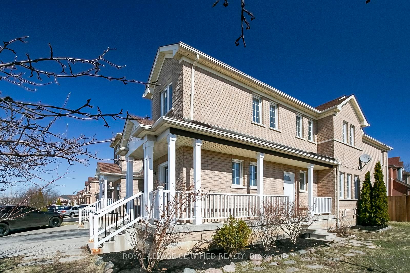 6545 Song Bird Crescent