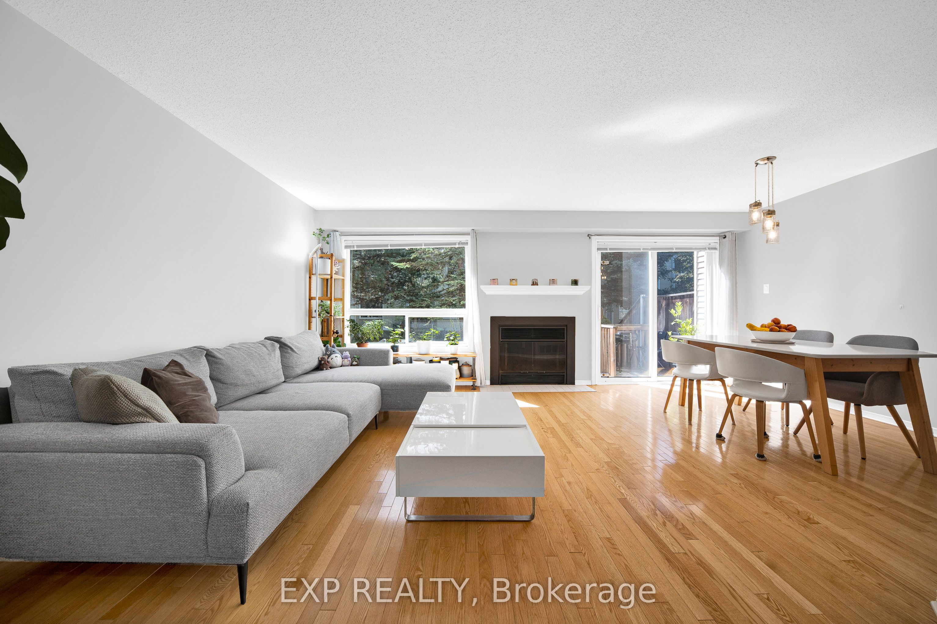 34 Stonebriar Drive