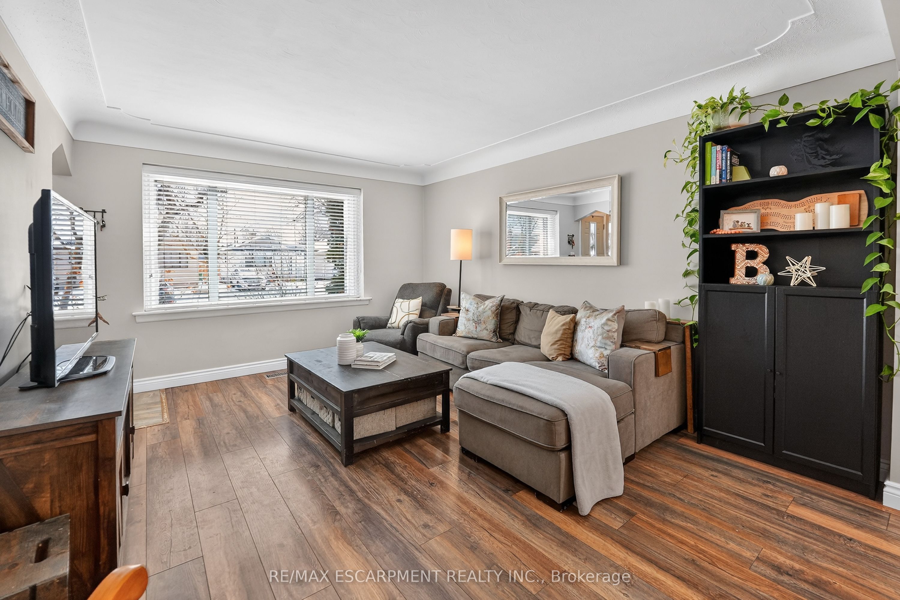 290 East 43rd Street