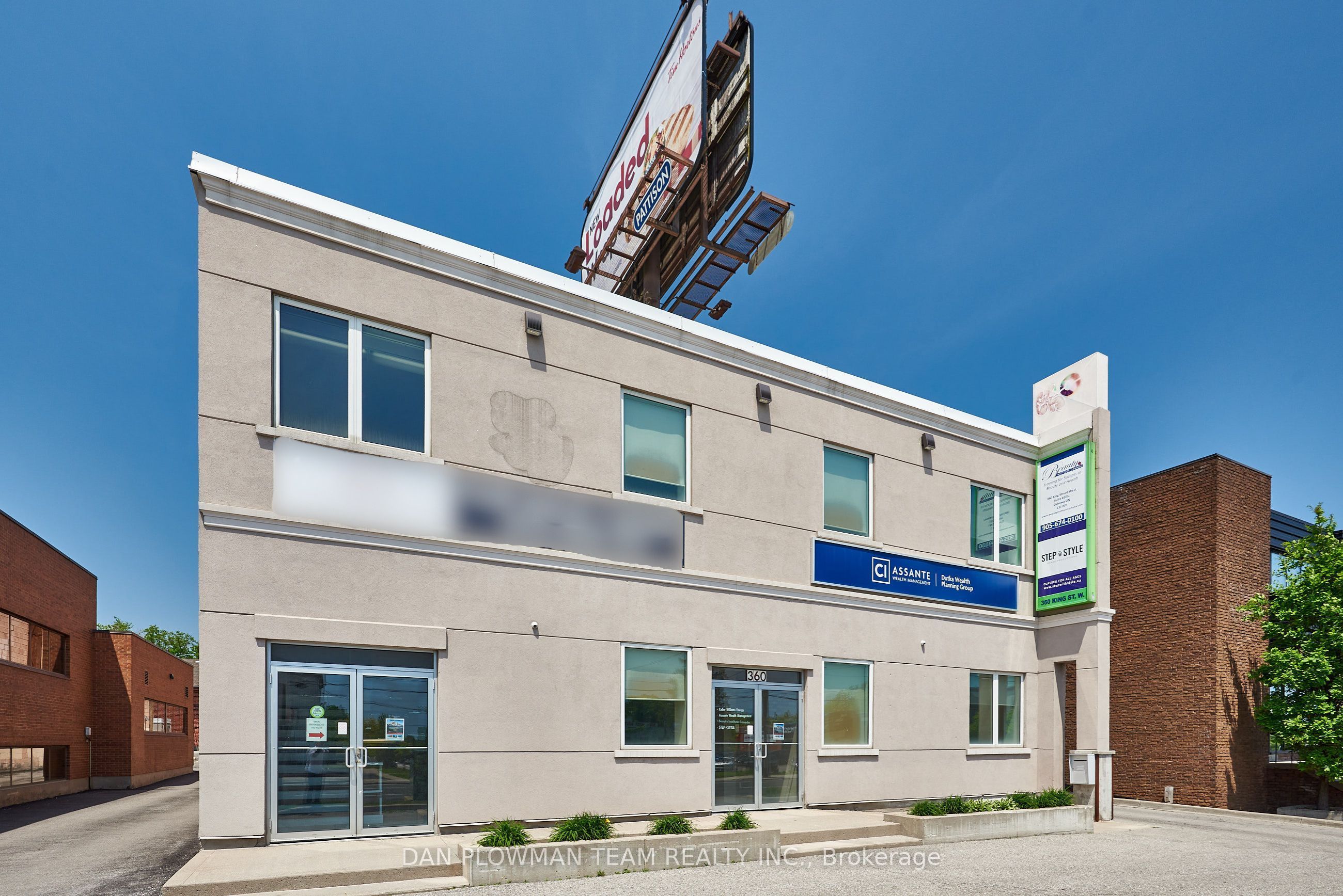 360 King Street W