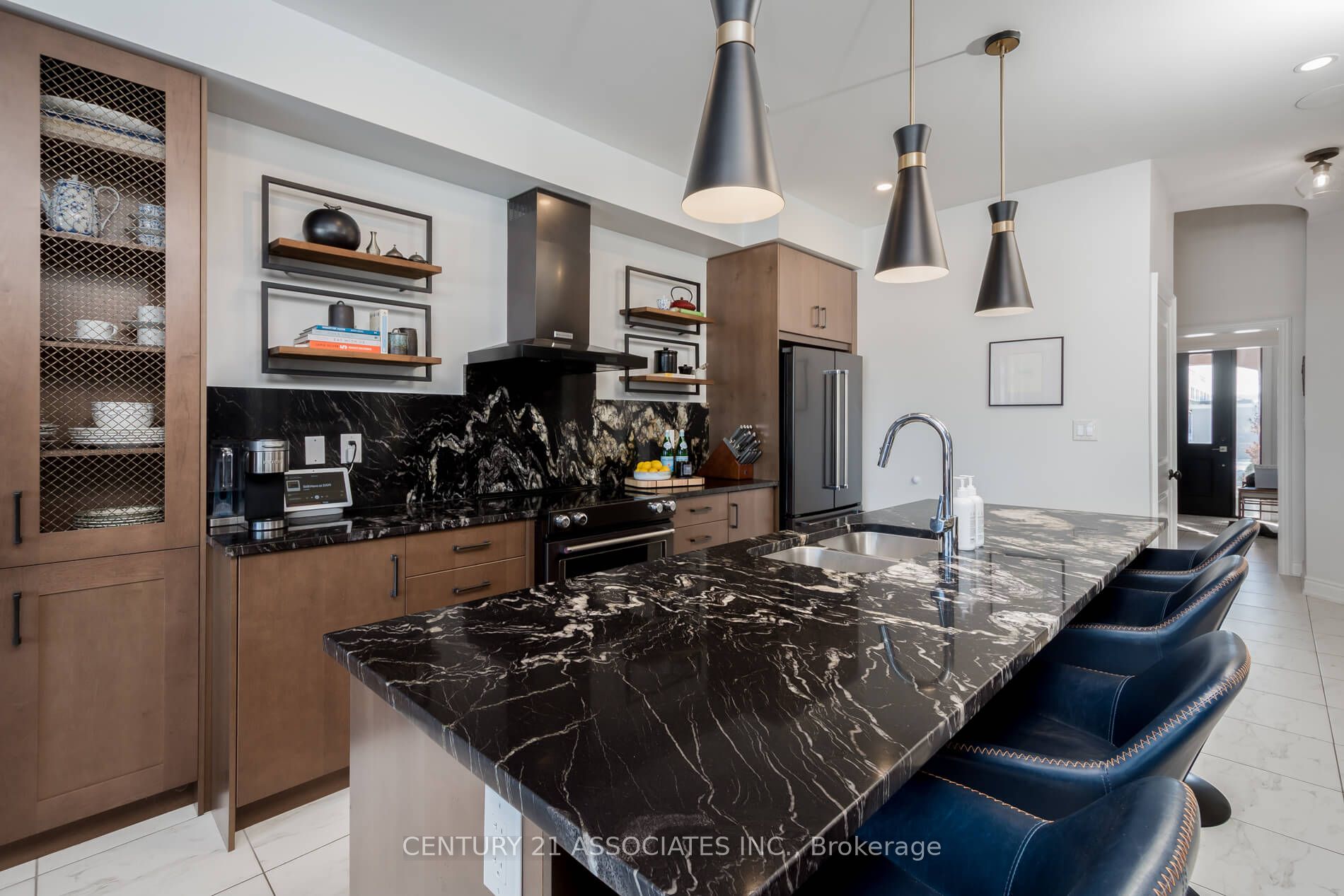 160 McWatters Street