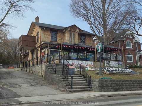 74 Main Street S Newmarket ON L3Y 3Y6