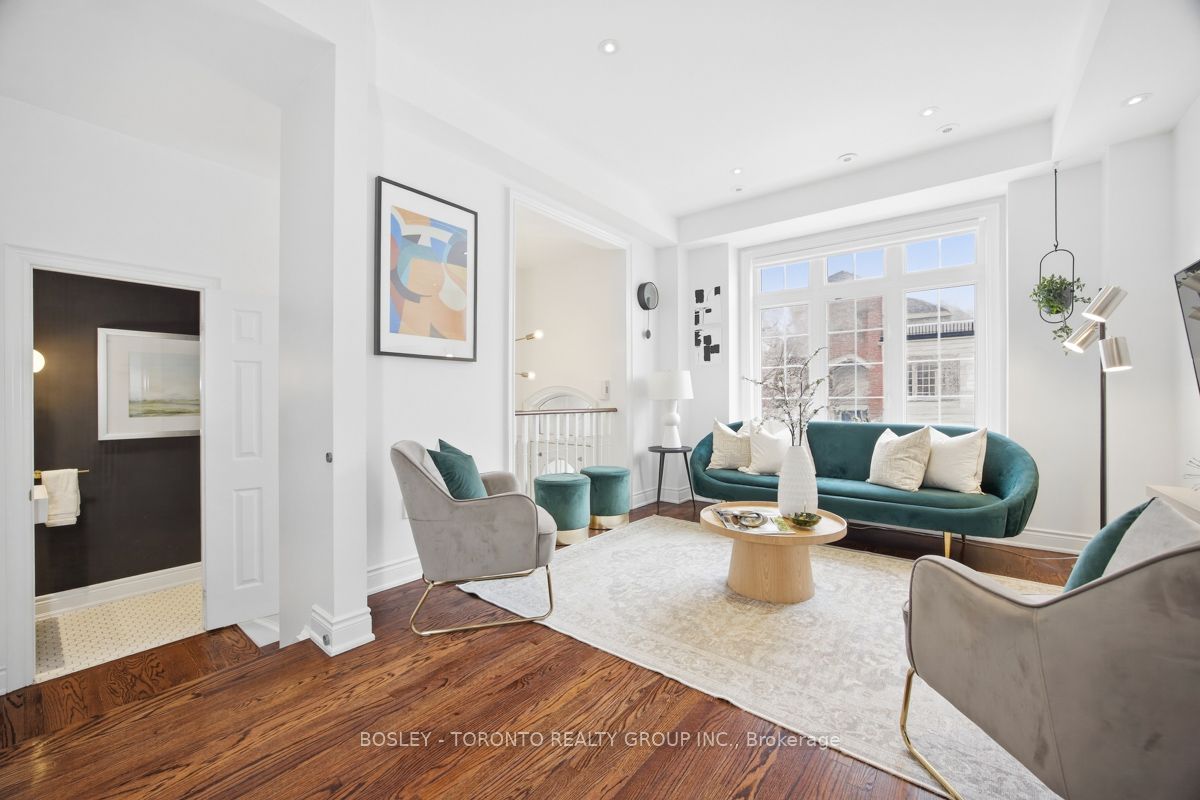 20 Isaac Devins Avenue