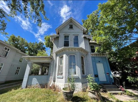 47 Elizabeth Street N Brampton ON L6X 1S3