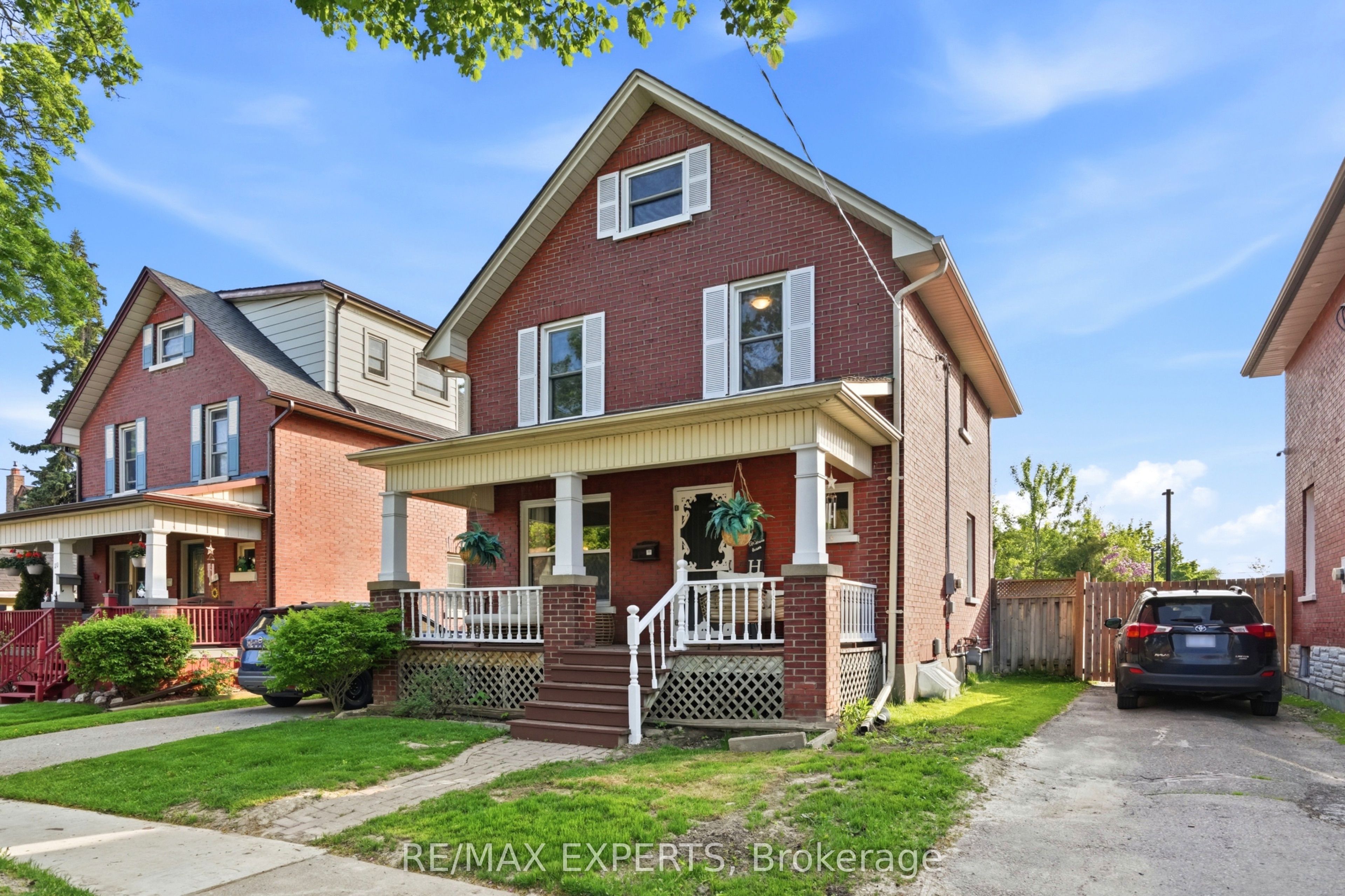 18 Rowe Street