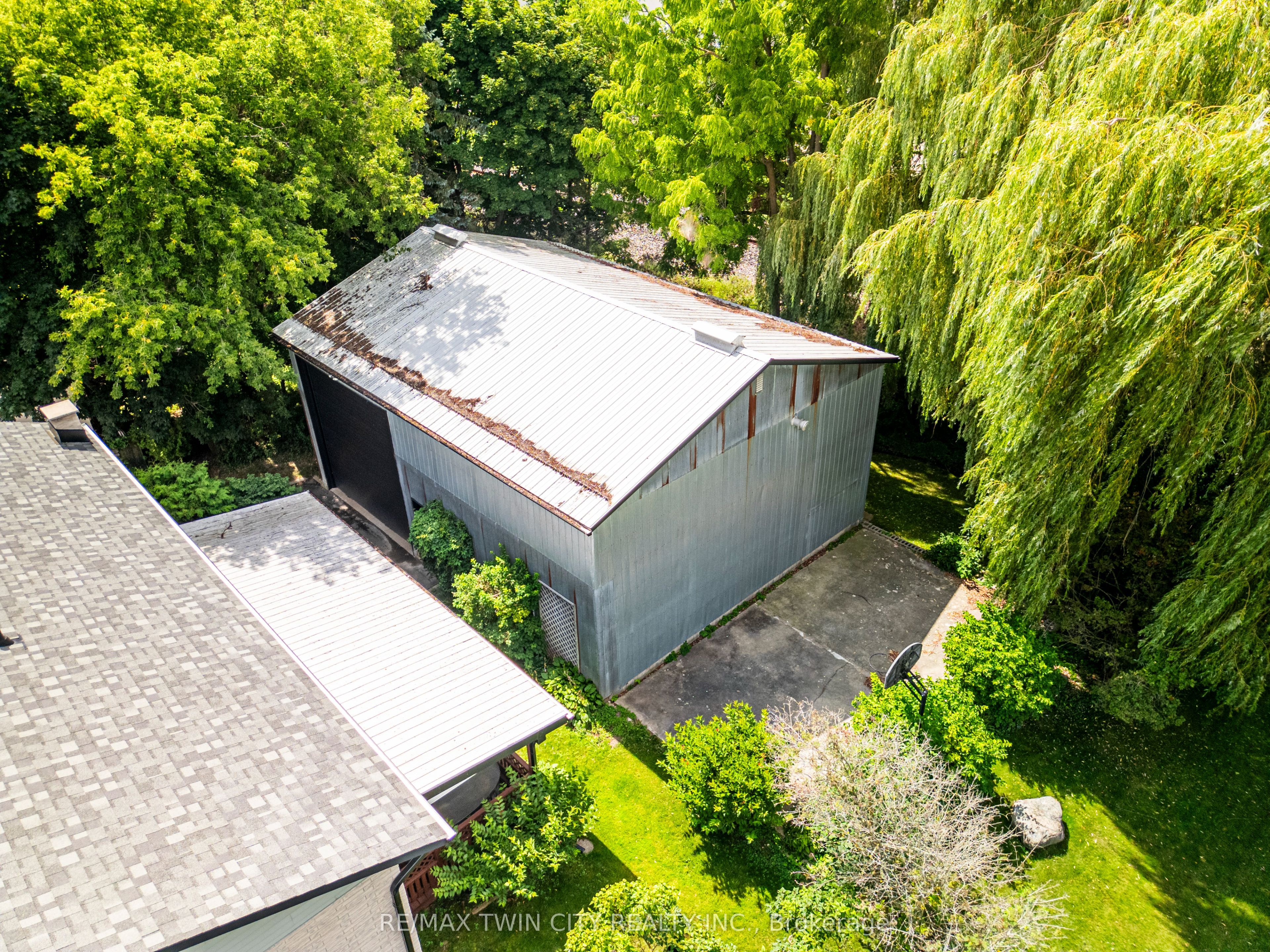 108 Queensway Drive
