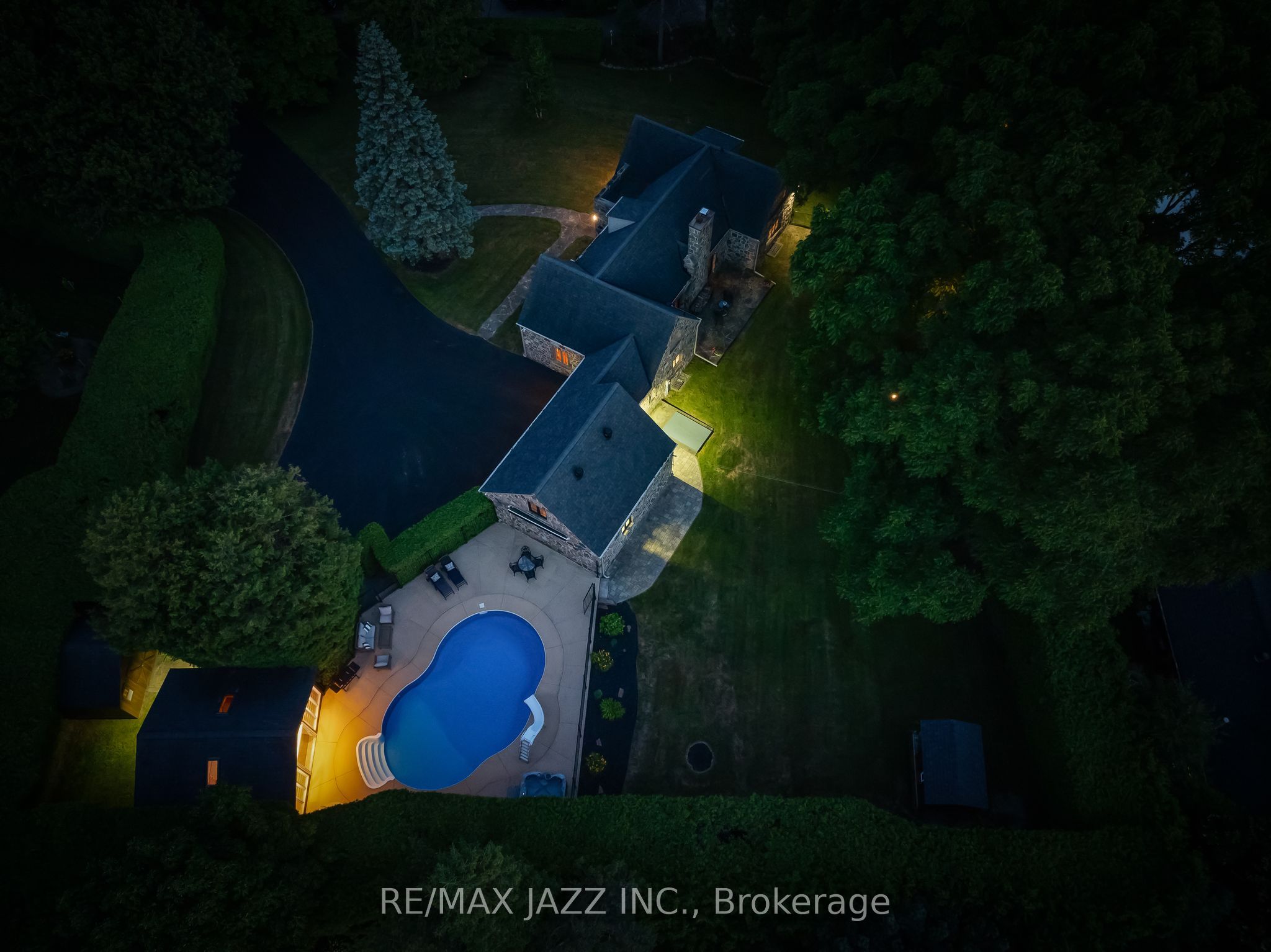 690 Bessborough Drive